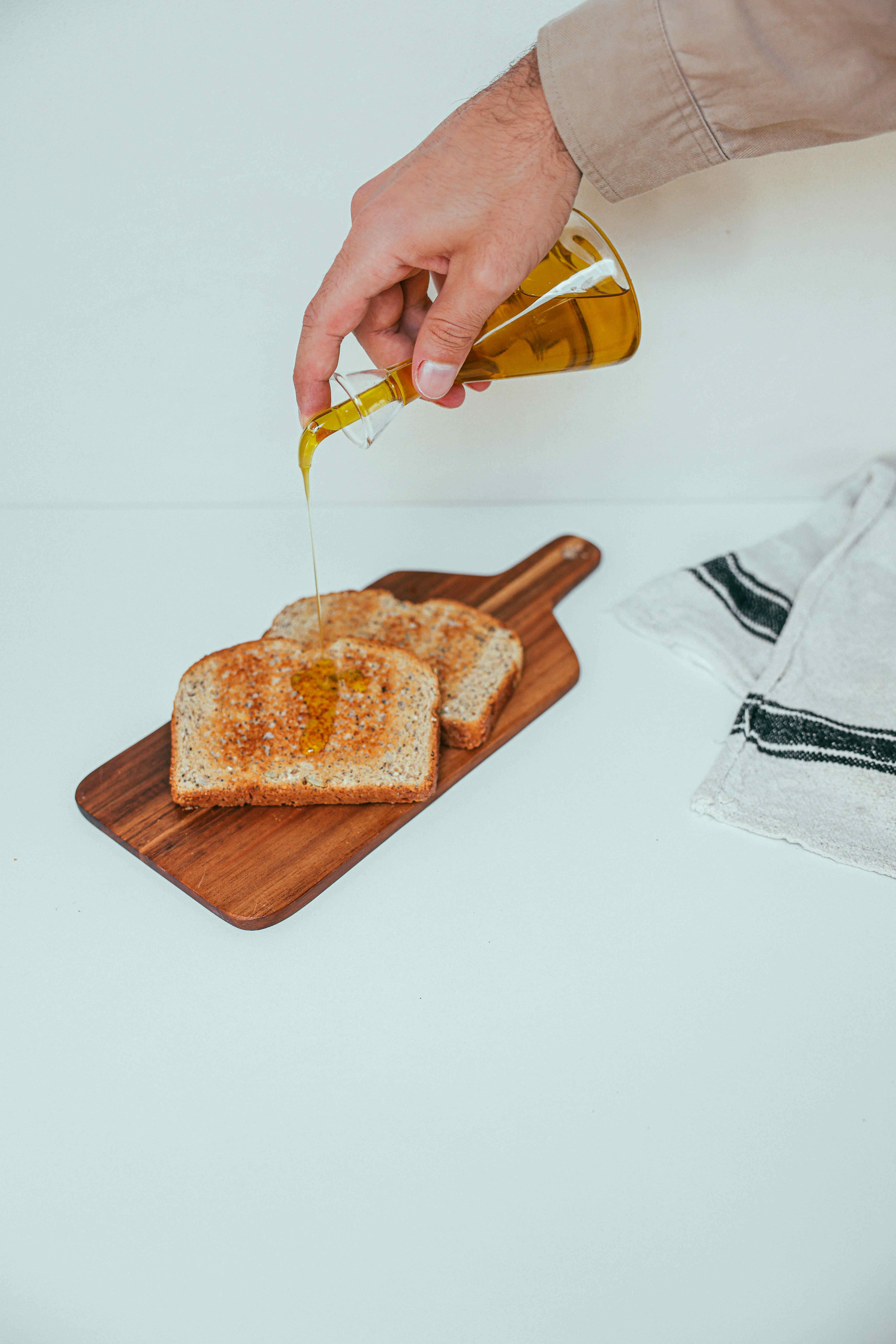 La producción de aceite de oliva, un 11% superior a lo estimado en octubre