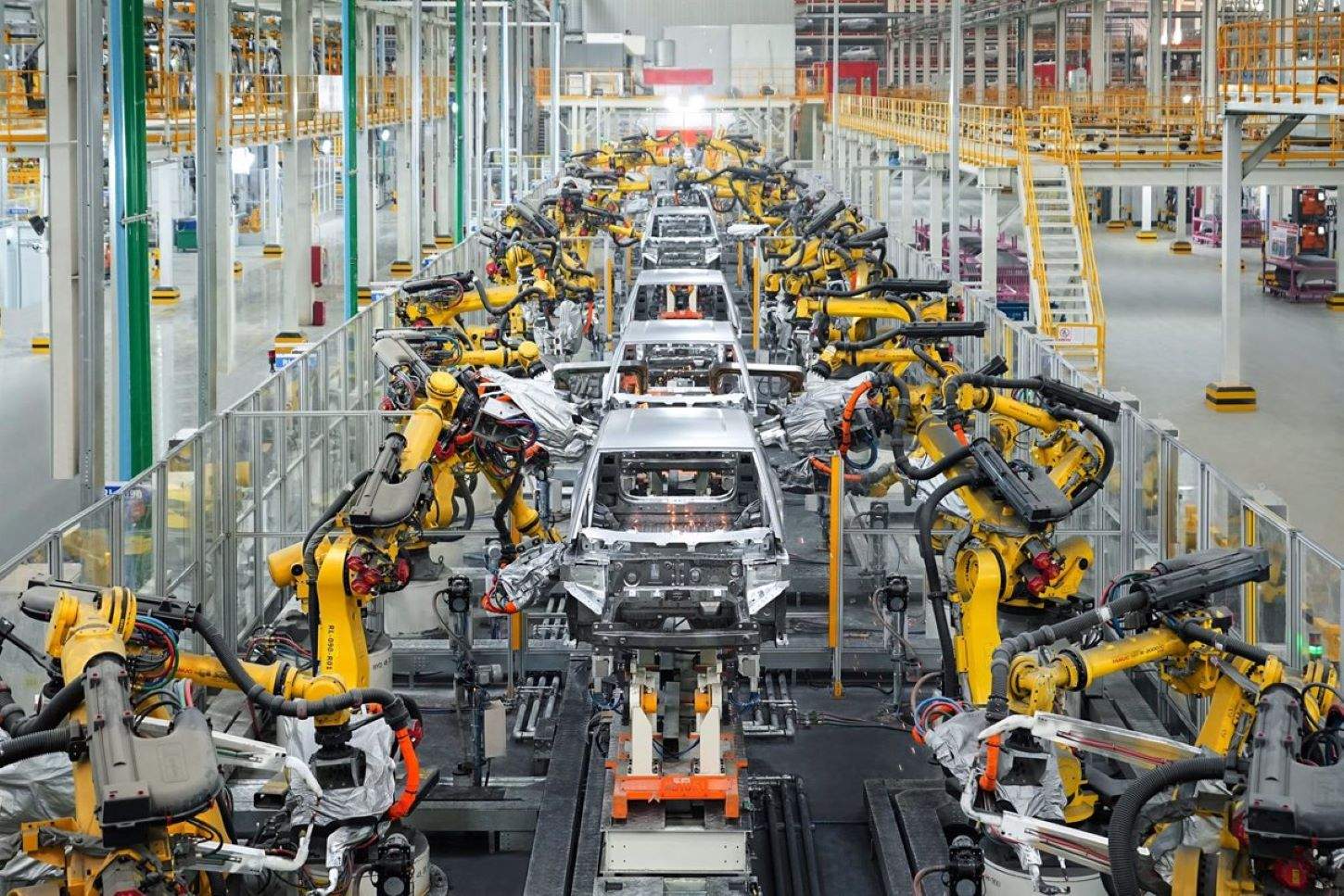 China ayudó a los fabricantes de automóviles locales con más de 215.000 millones