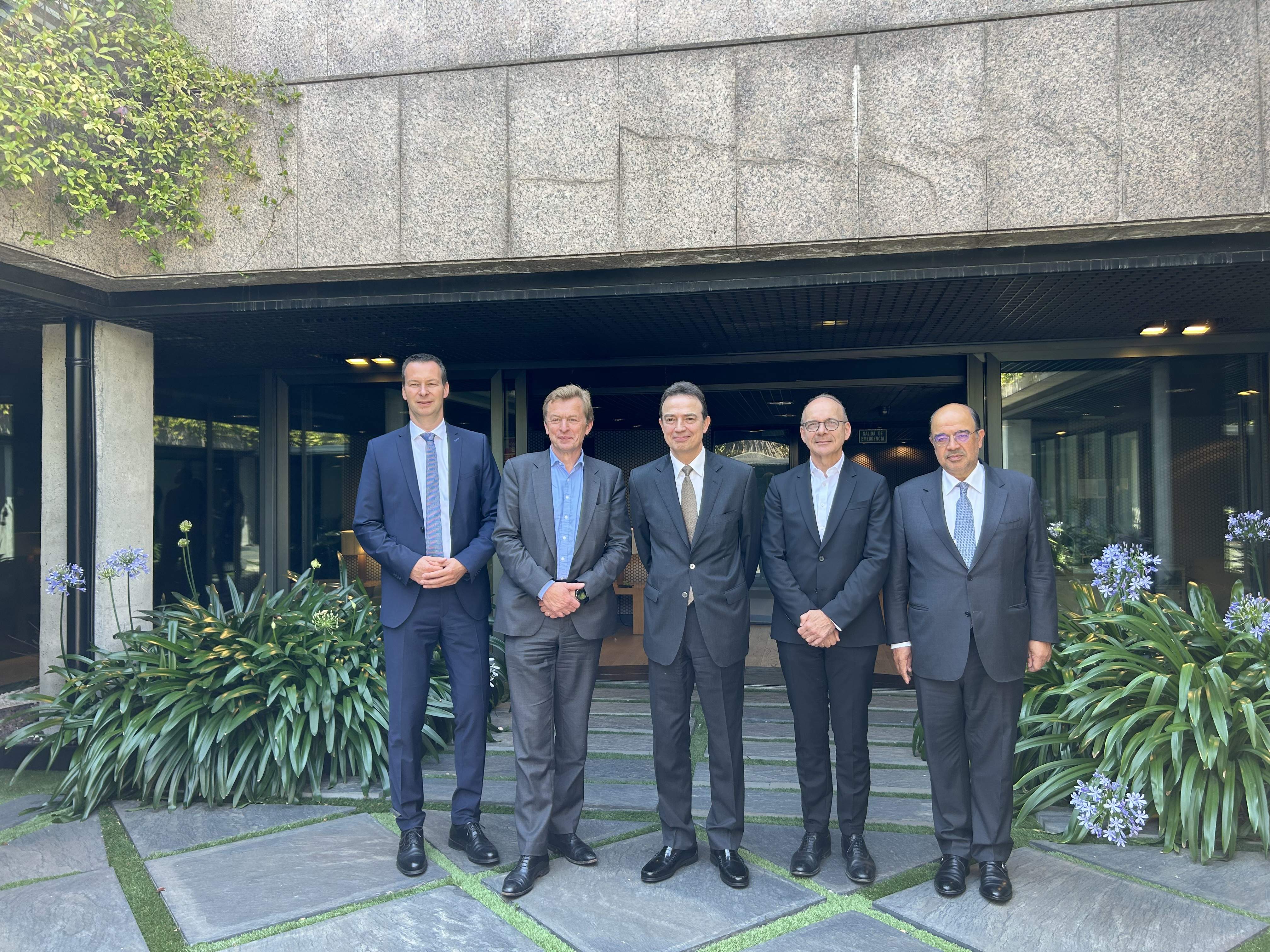 Enagás tendrá el 50% del corredor de hidrógeno BarMar
