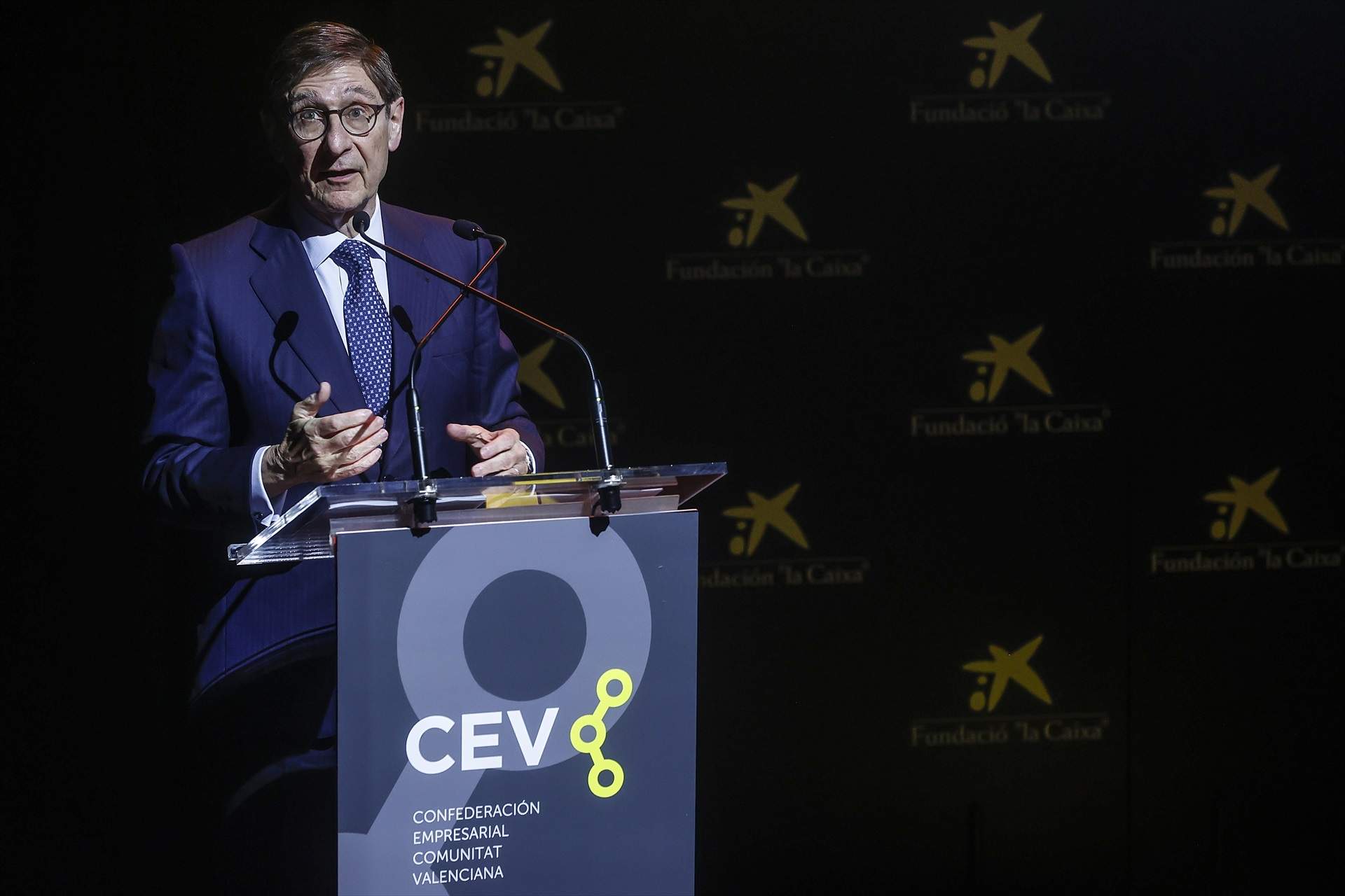 CaixaBank recompra accions pròpies de fins a 500 milions per reduir capital social