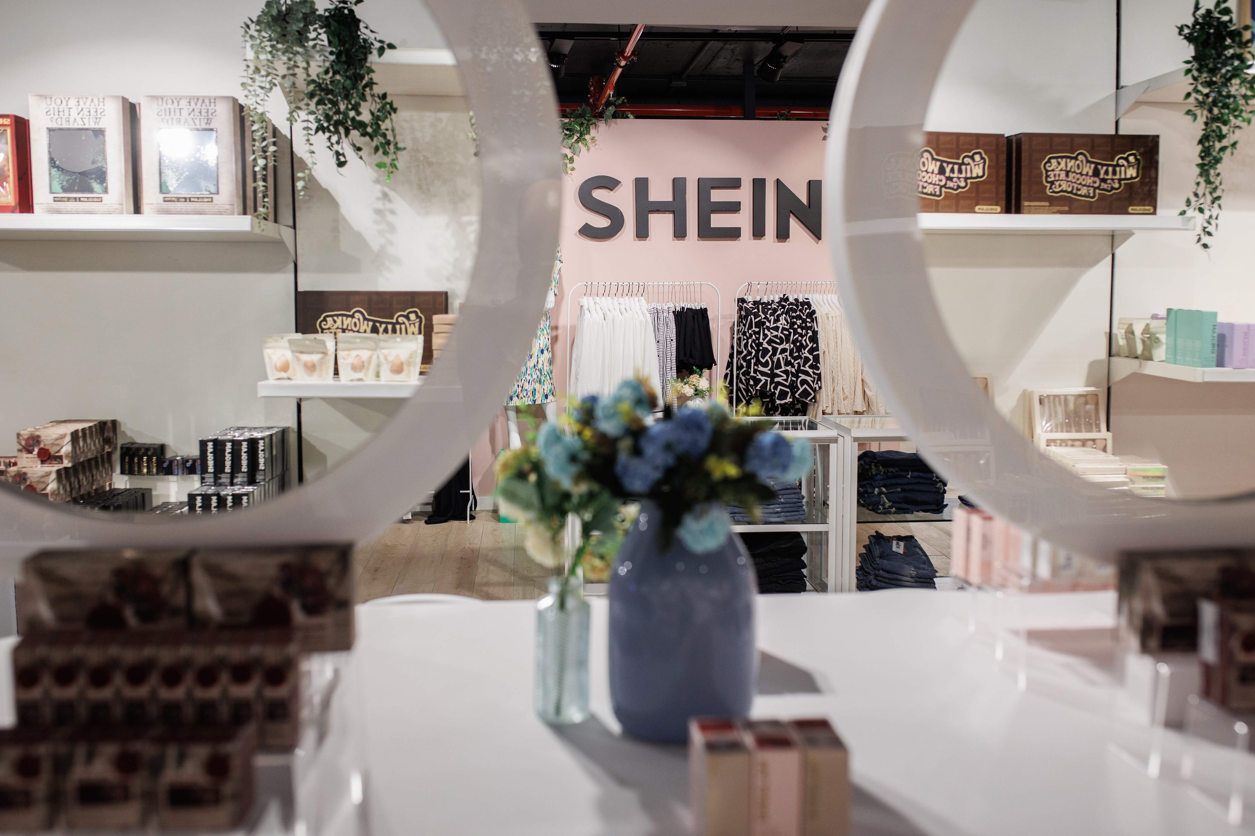 Shein demanda a su rival Temu por copiar sus diseños