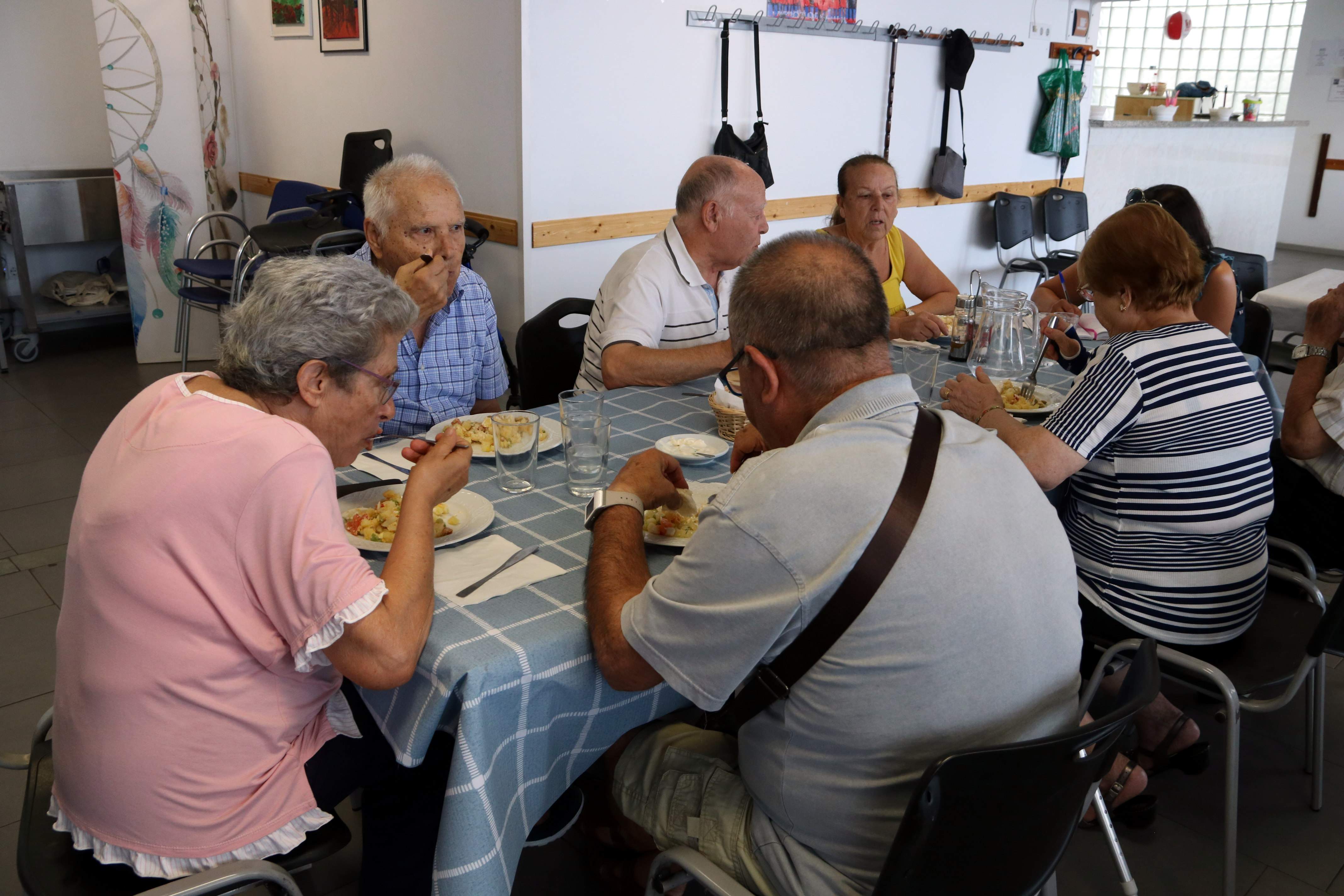 La pensión media en Catalunya se sitúa en los 1.307 euros en agosto, un 5,1% más