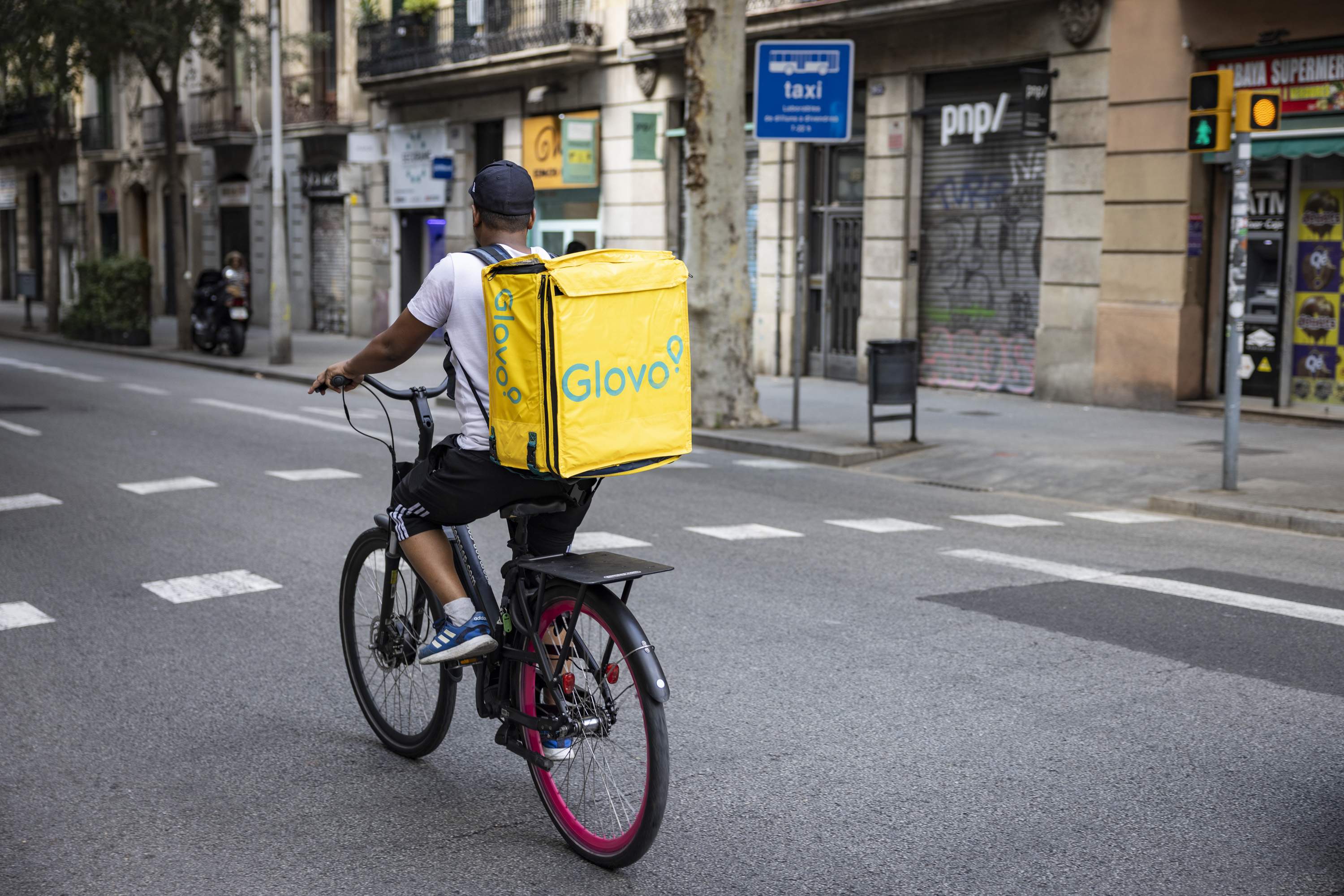 La UE aprueba la 'Ley Rider' para mejorar las condiciones de los trabajadores