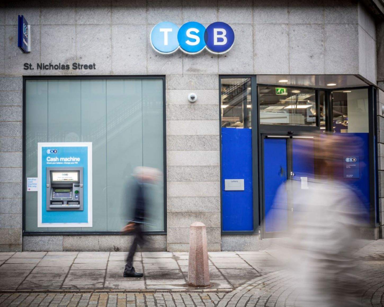 El Sabadell recibe una multa de 13 millones en Reino Unido por su trato a clientes en mora