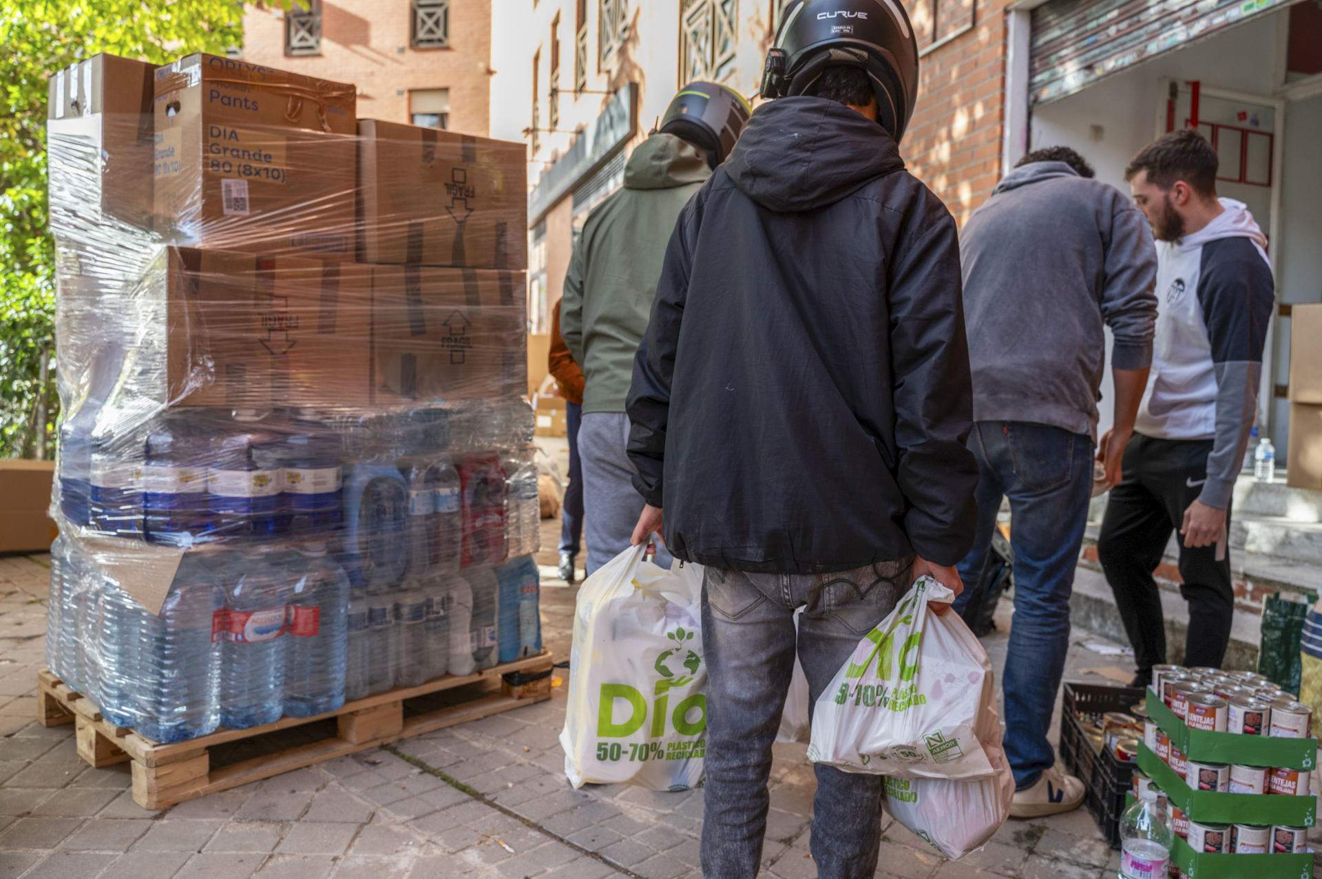 Parlem, McDonald's, BlaBlaCar... más ayuda para los afectados por la DANA