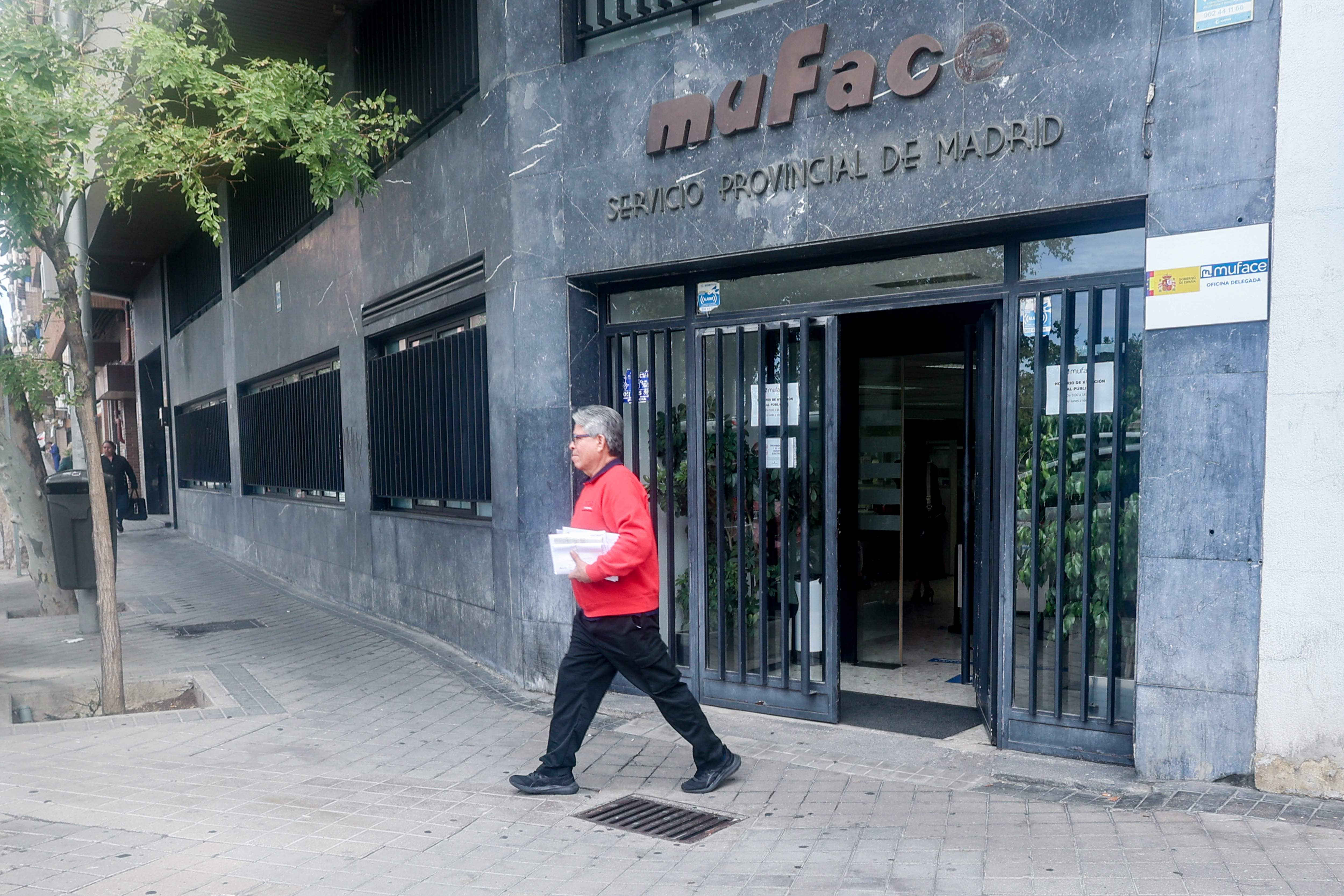 Pausa en Muface: Adeslas, Asisa y DKV esperan a conocer las nuevas condiciones