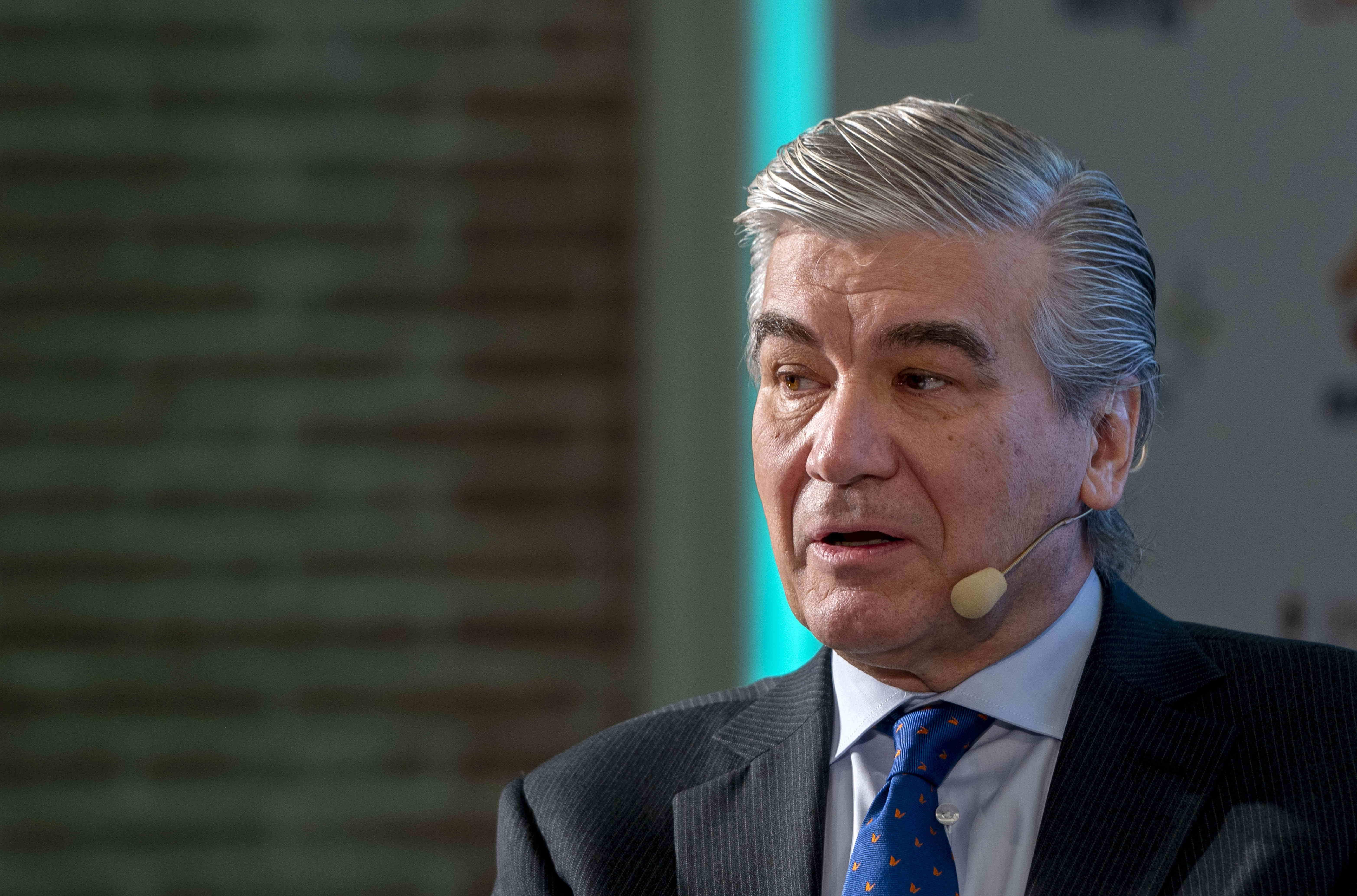 Reynés (Naturgy) recorda que "l'impuestazo" va en contra de les inversions