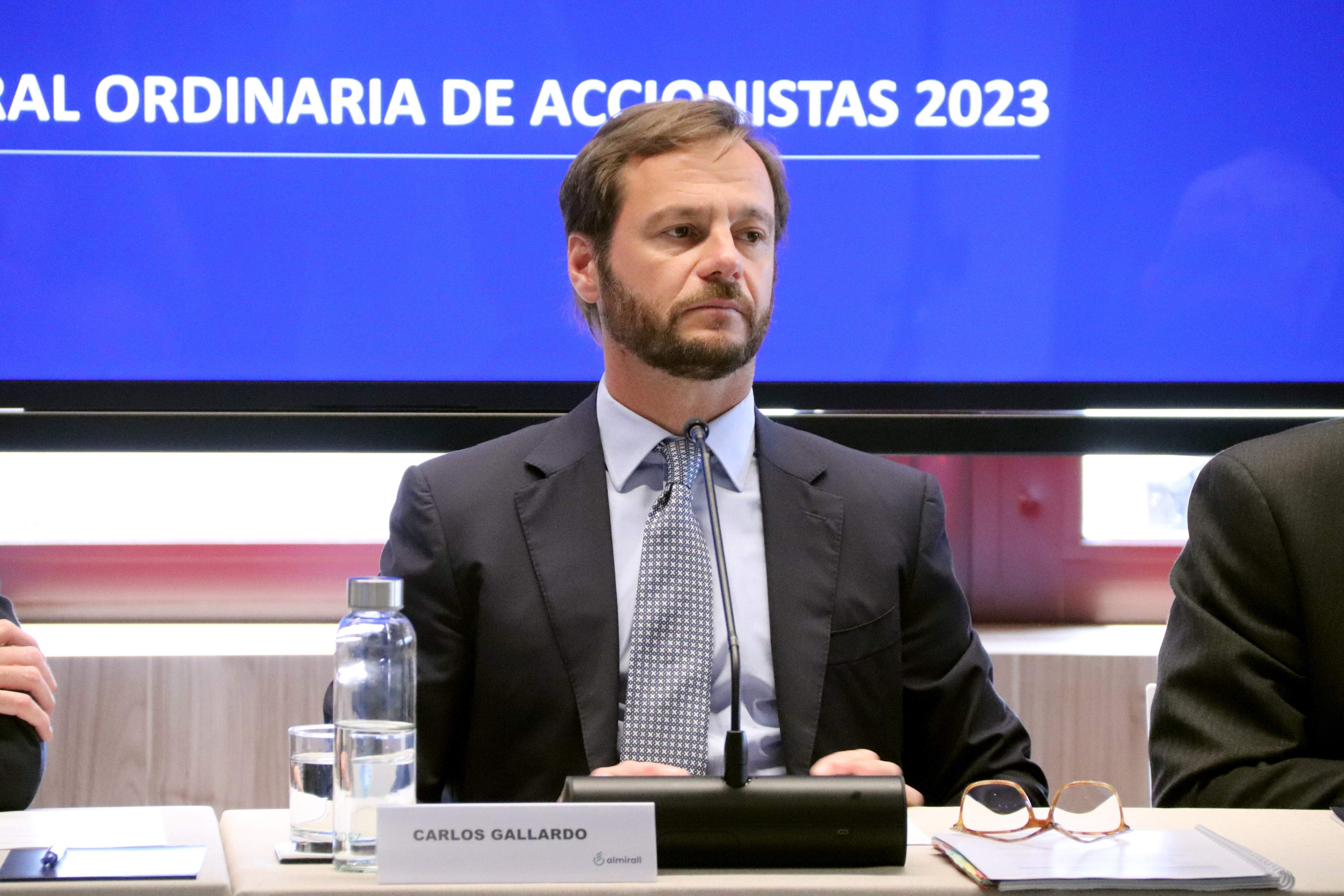Almirall: la ambición de tres generaciones para crecer, liderar y competir entre multinacionales
