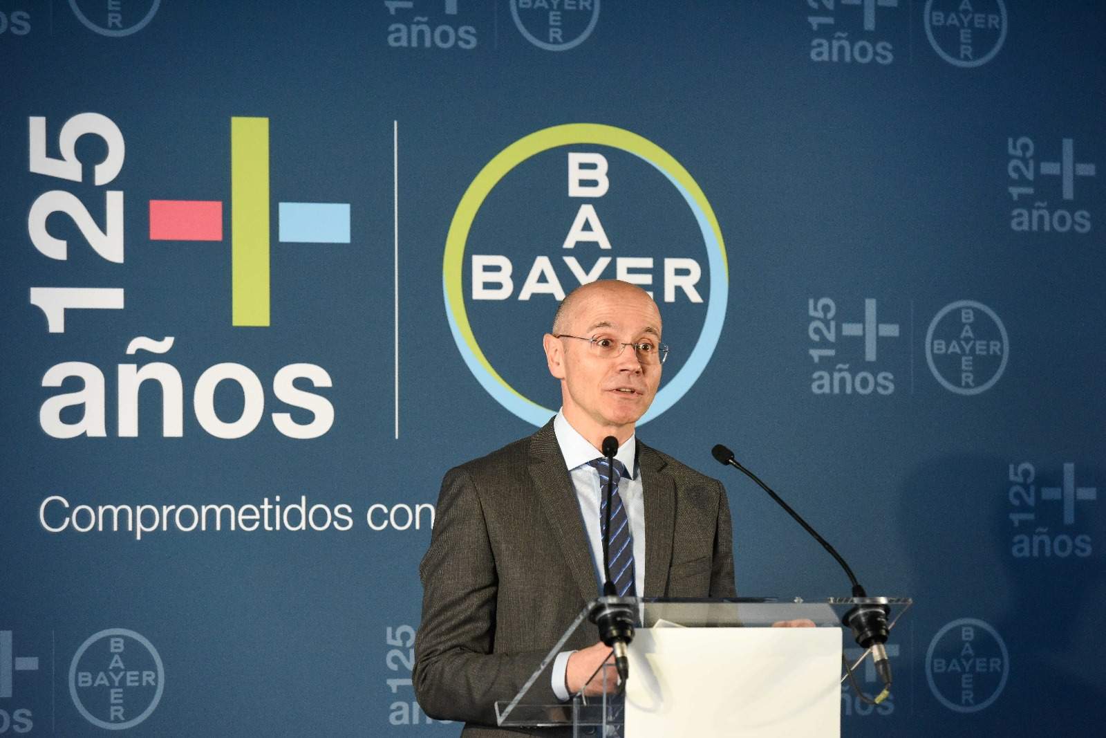 Bayer factura un 4% menos en España, 787 millones, por la retirada del insecticida Movento