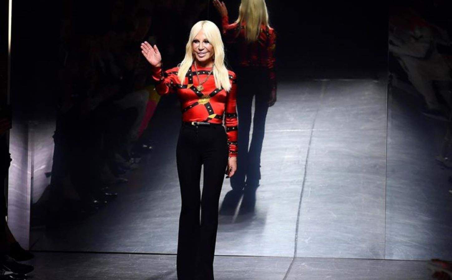 El grupo italiano Prada estudia la compra de Versace