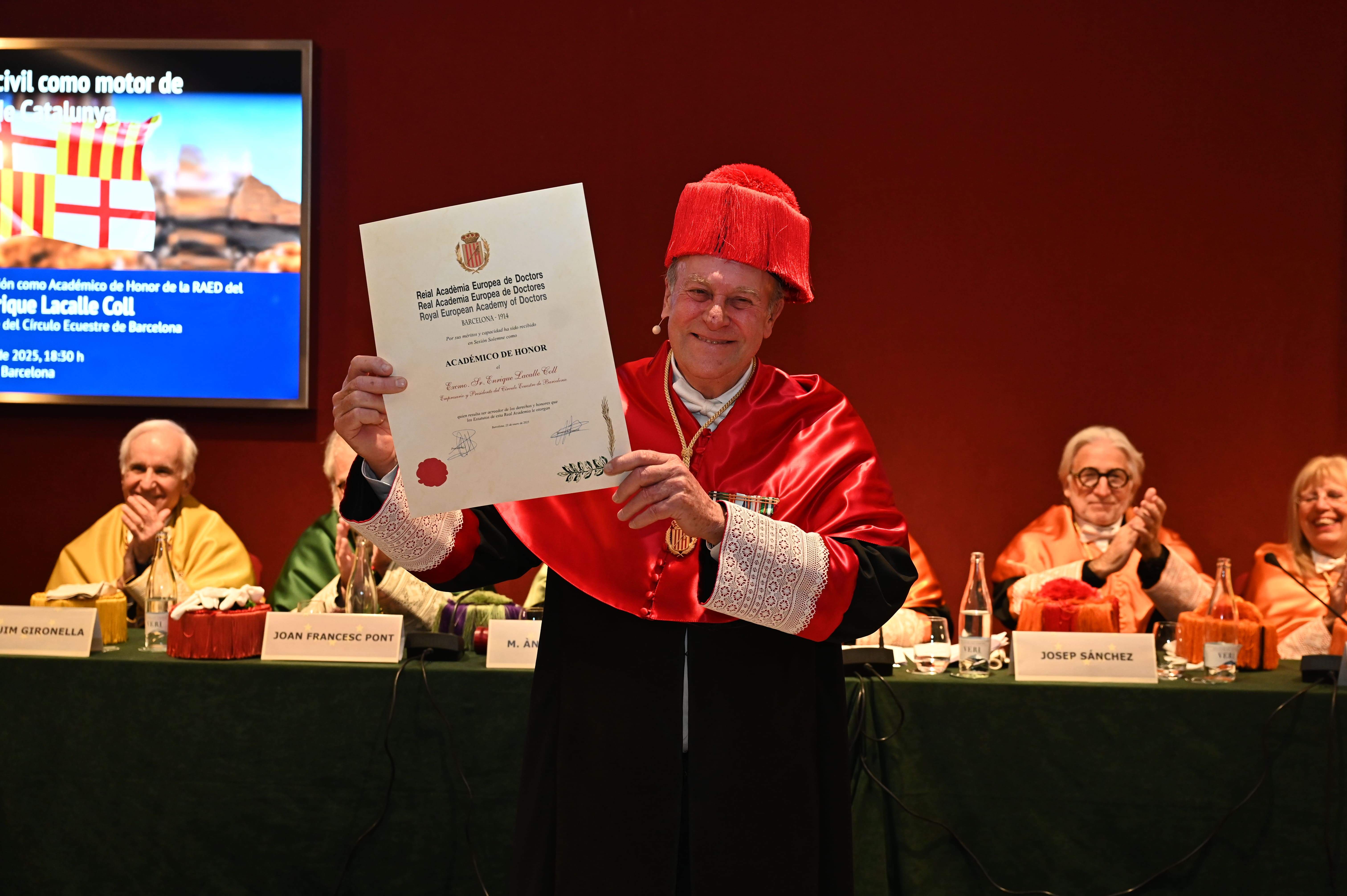 [Imagen 01] Enrique Lacalle, nombrado Académico de Honor de la Real Academia Europea de Doctores