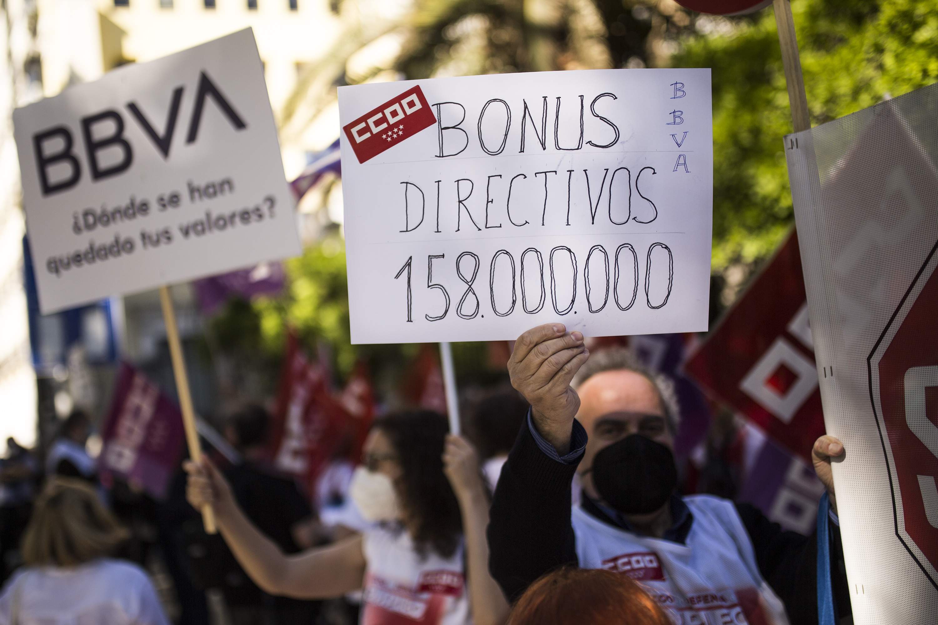 Los sindicatos de banca piden mejoras para las plantillas tras los resultados récord del 2024