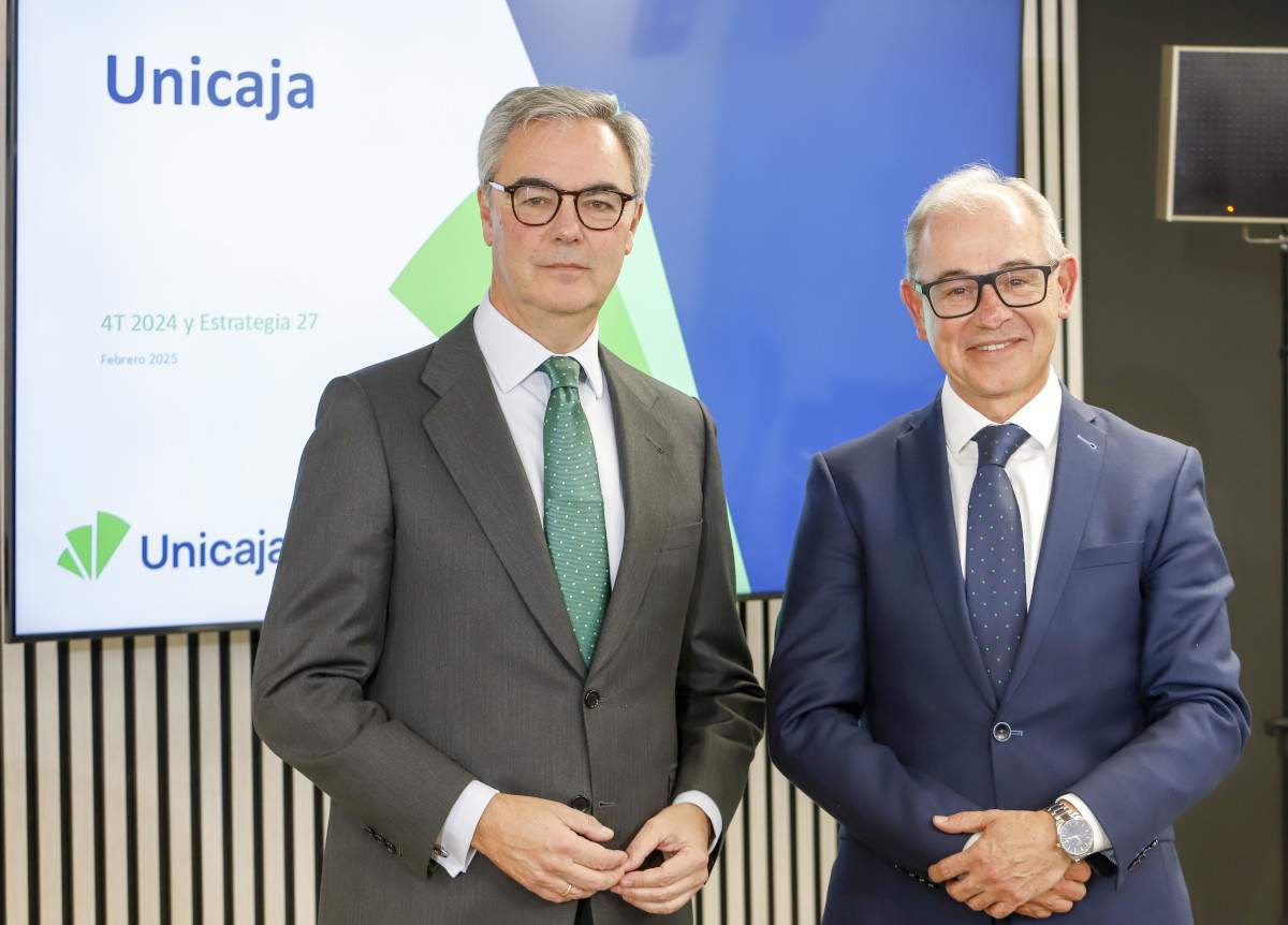 Unicaja advierte, las fusiones "son difíciles y en ambiente hostil será complicado"