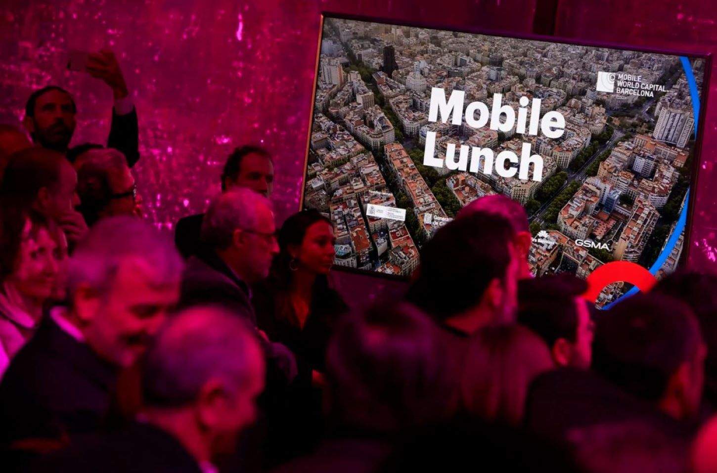 Compte enrere per al MWC 2025: un congrés marcat per la intel·ligència artificial i el talent local