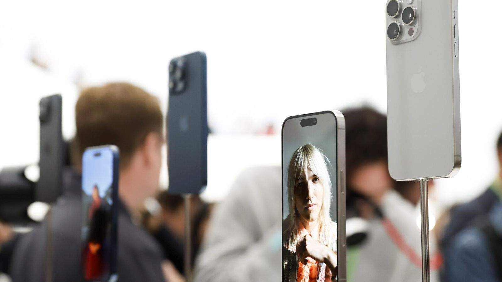 Sostenibilitat vs. tecnologia: només el 8% dels dispositius que es compren es reutilitzen