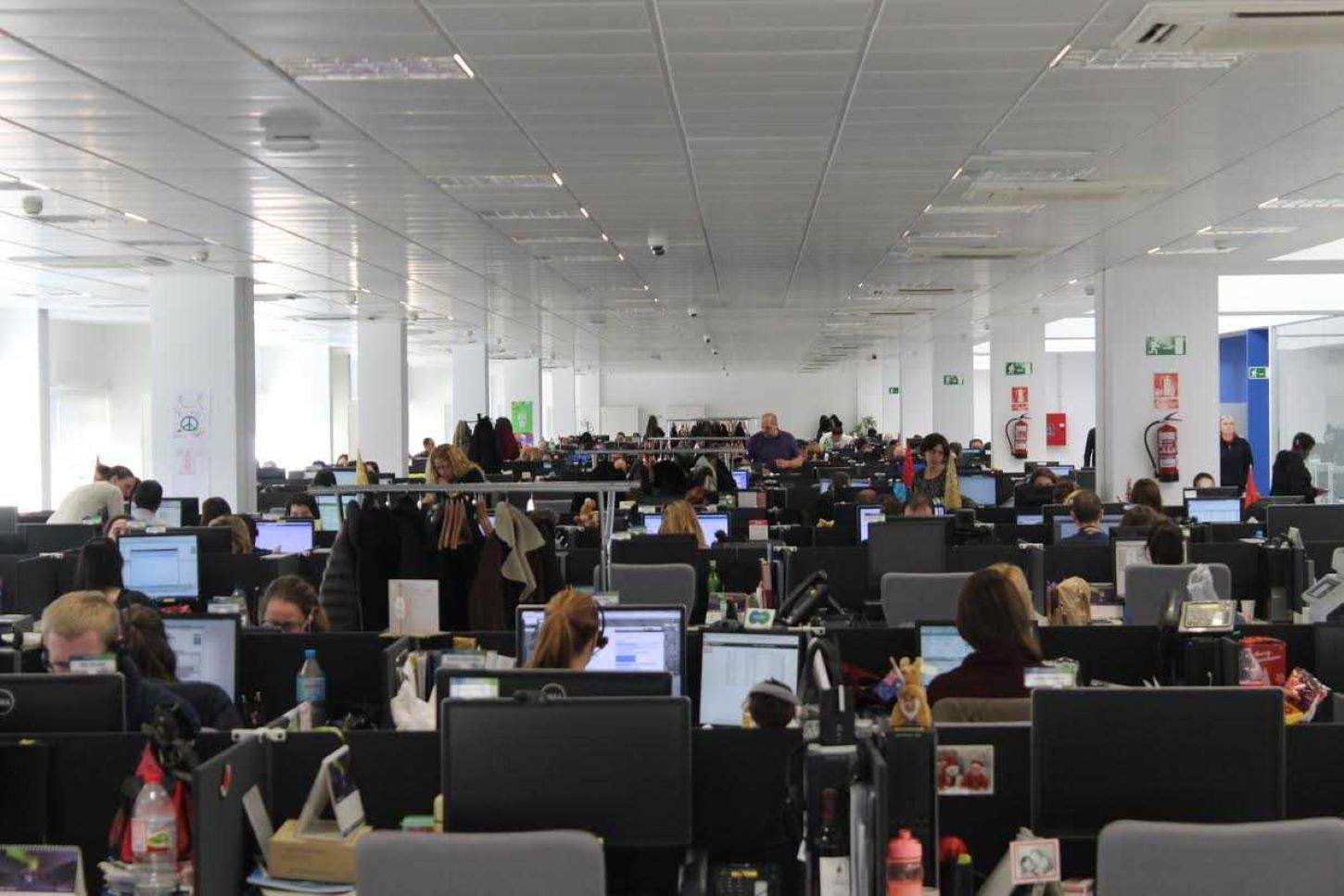 La empresa de 'call centers' CPM plantea entre 600 y 700 despidos, el 60% de la plantilla en Barcelona