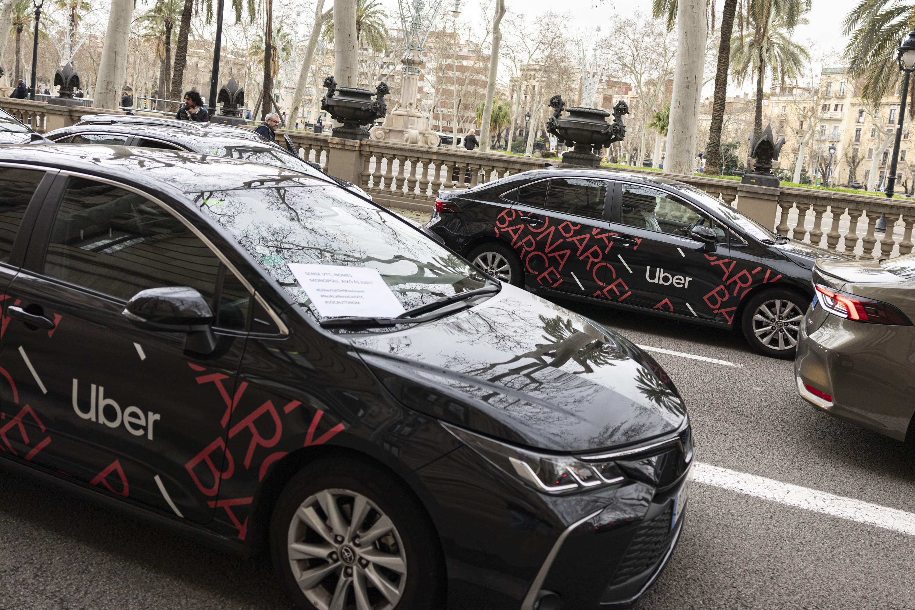 El 63% dels barcelonins s'oposa a limitar les VTC segons una enquesta difosa per la seva patronal