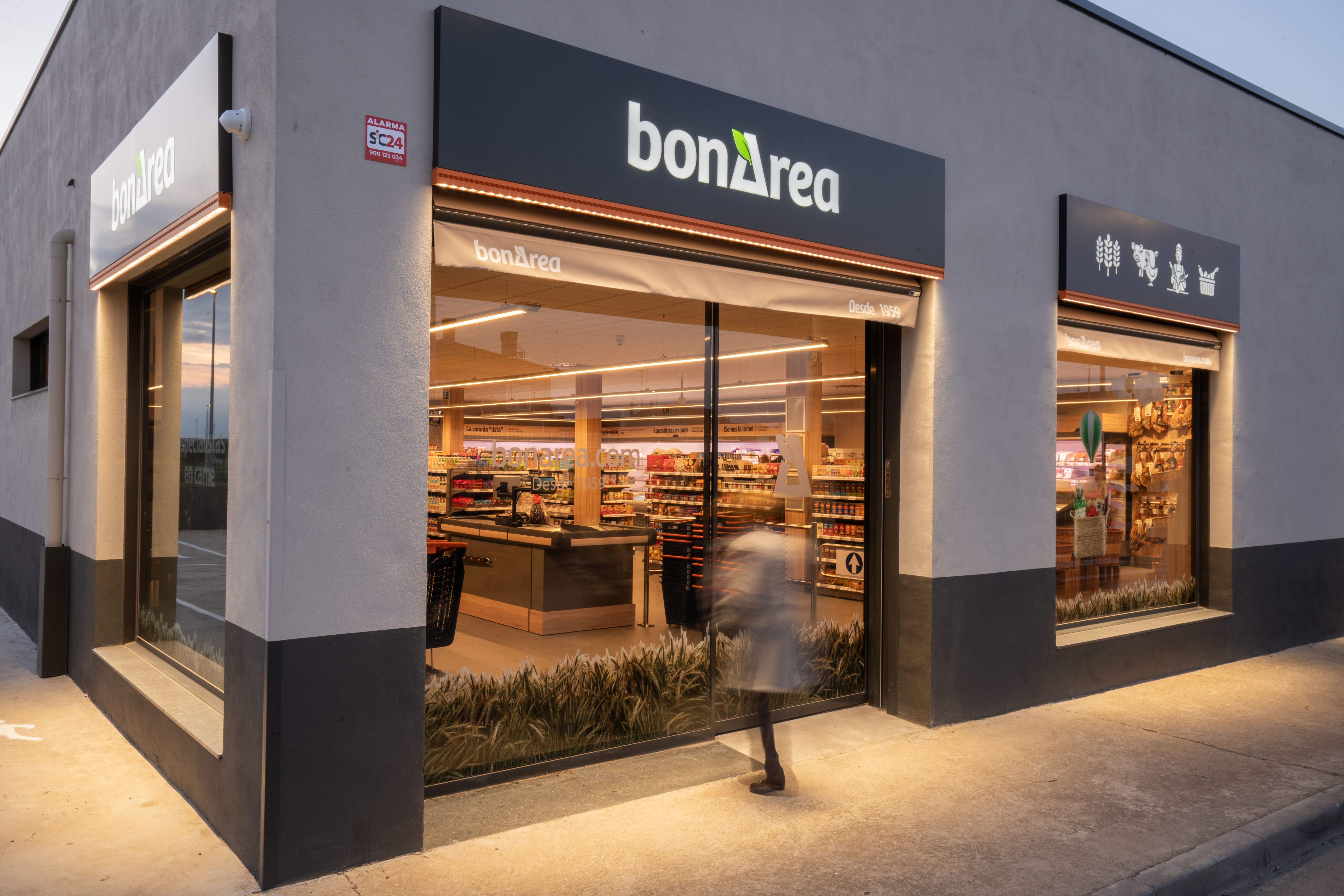 Establiment de la cadena BonÀrea, a Pedrosa (Saragossa). Foto bonÀrea