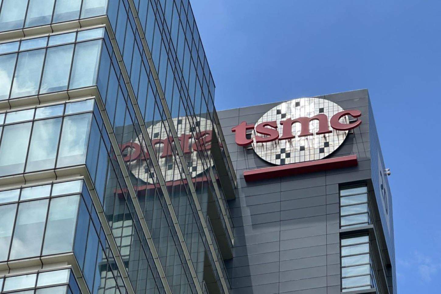 tsmc exterior efe
