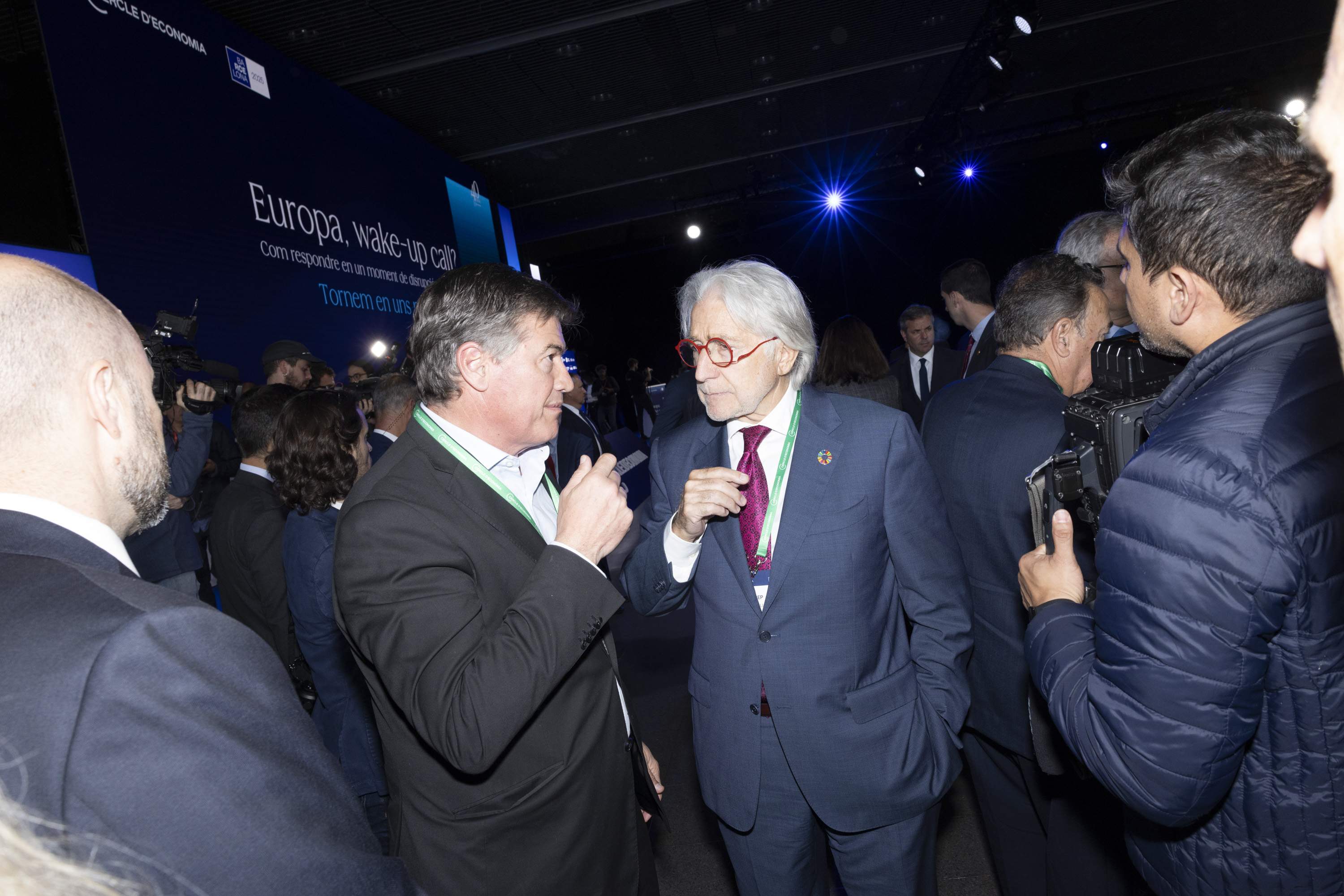 Foment demana al govern espanyol frenar l'opa: "La decisió de la CNMC és decebedora"
