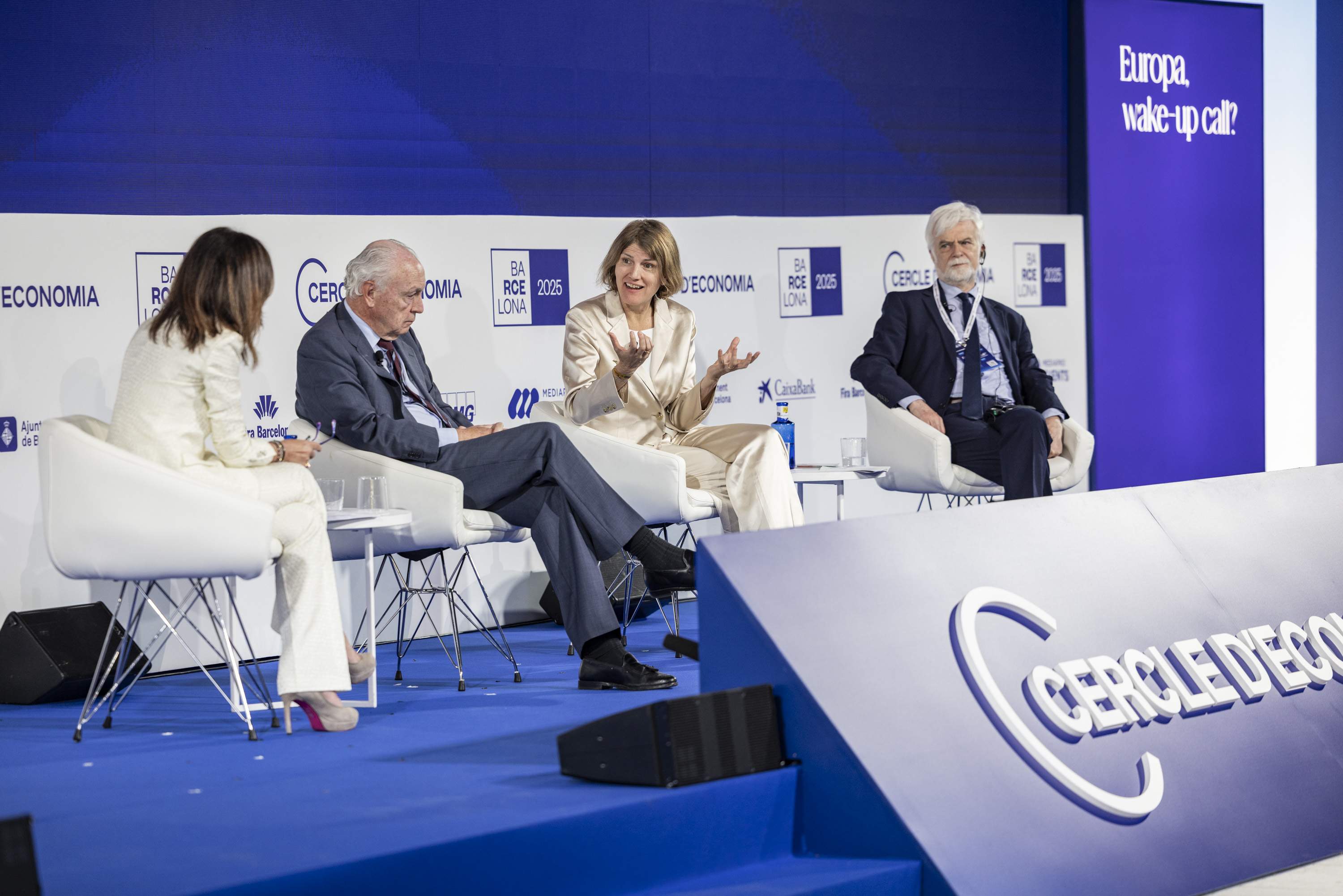 Europa, abocada a las renovables para poder competir con los EE.UU. y China