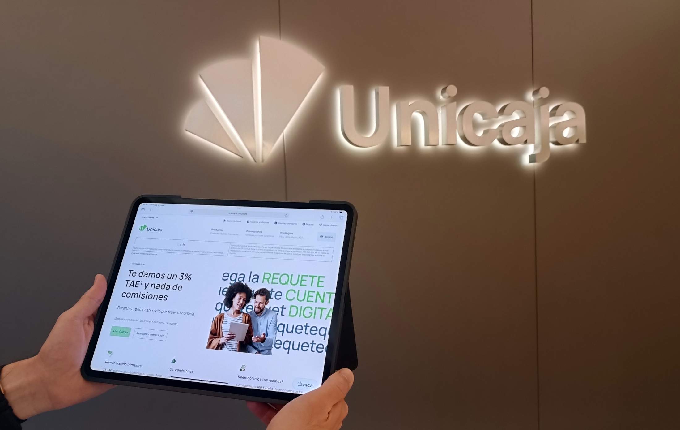 Unicaja llança la 'Requetecuenta digital' que dona un 3% TAE a nous clients
