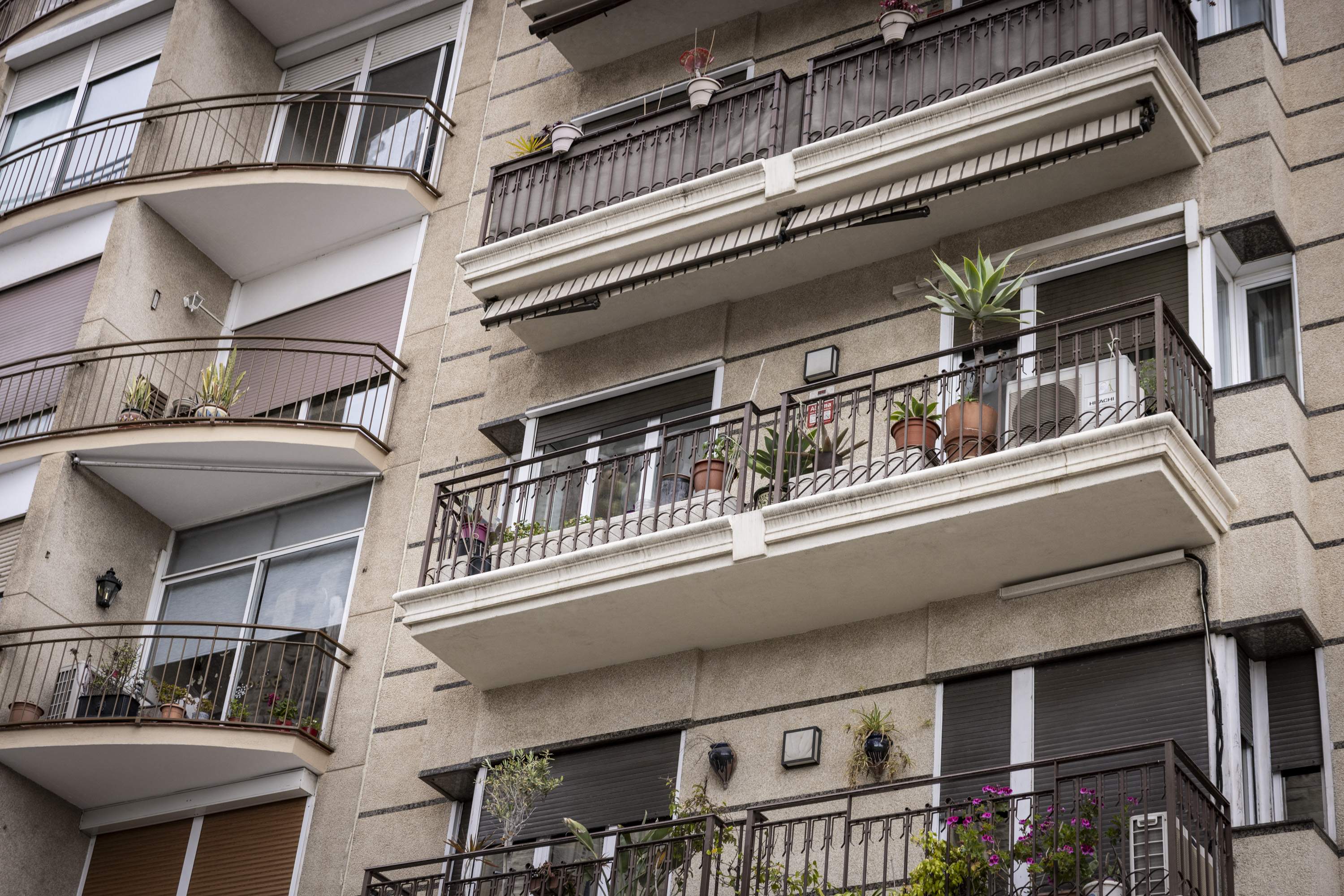 El Govern pagará la entrada de una vivienda a los jóvenes para ayudar a su emancipación