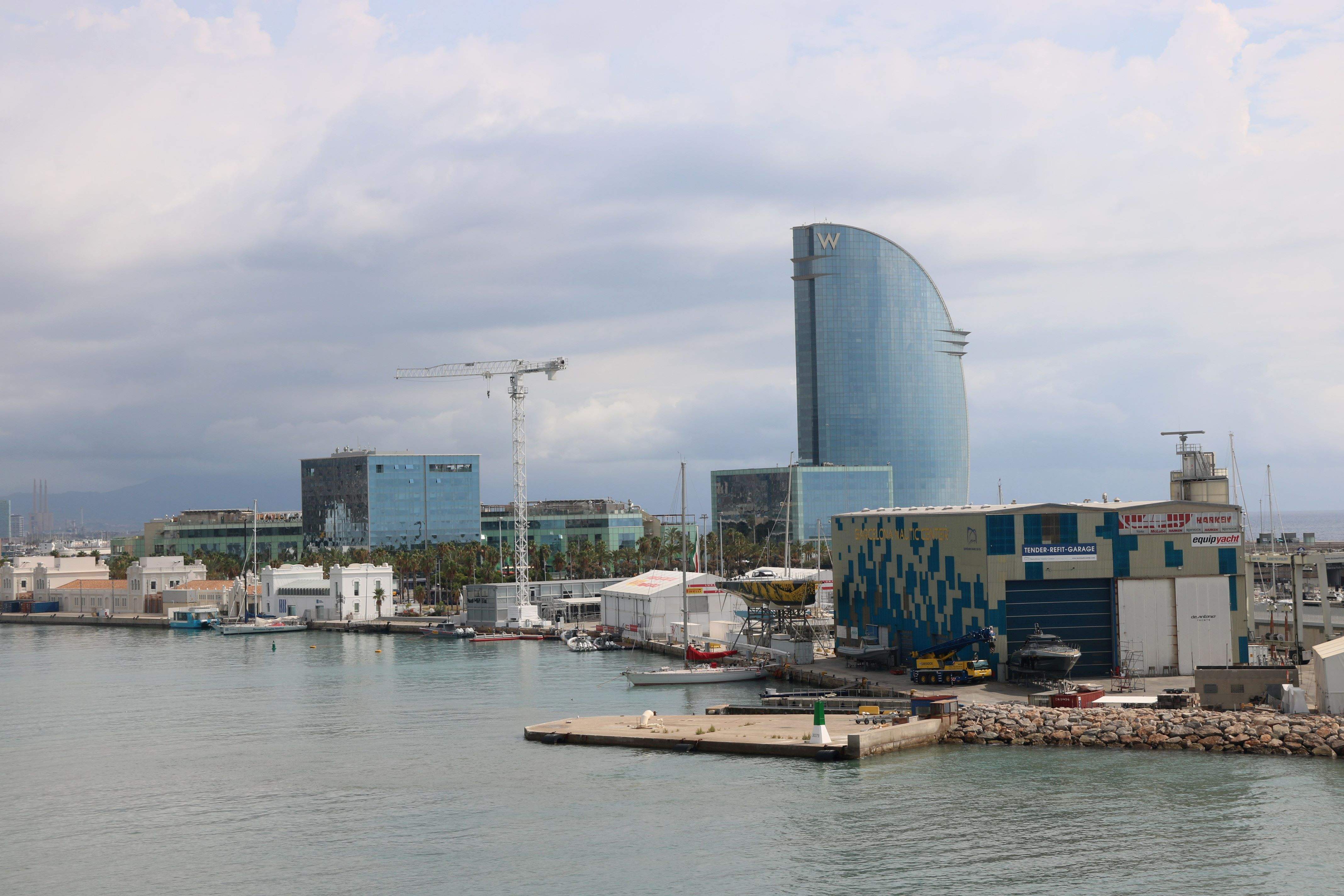 Los hoteles catalanes cierran el mejor mes de abril con casi dos millones de personas alojadas