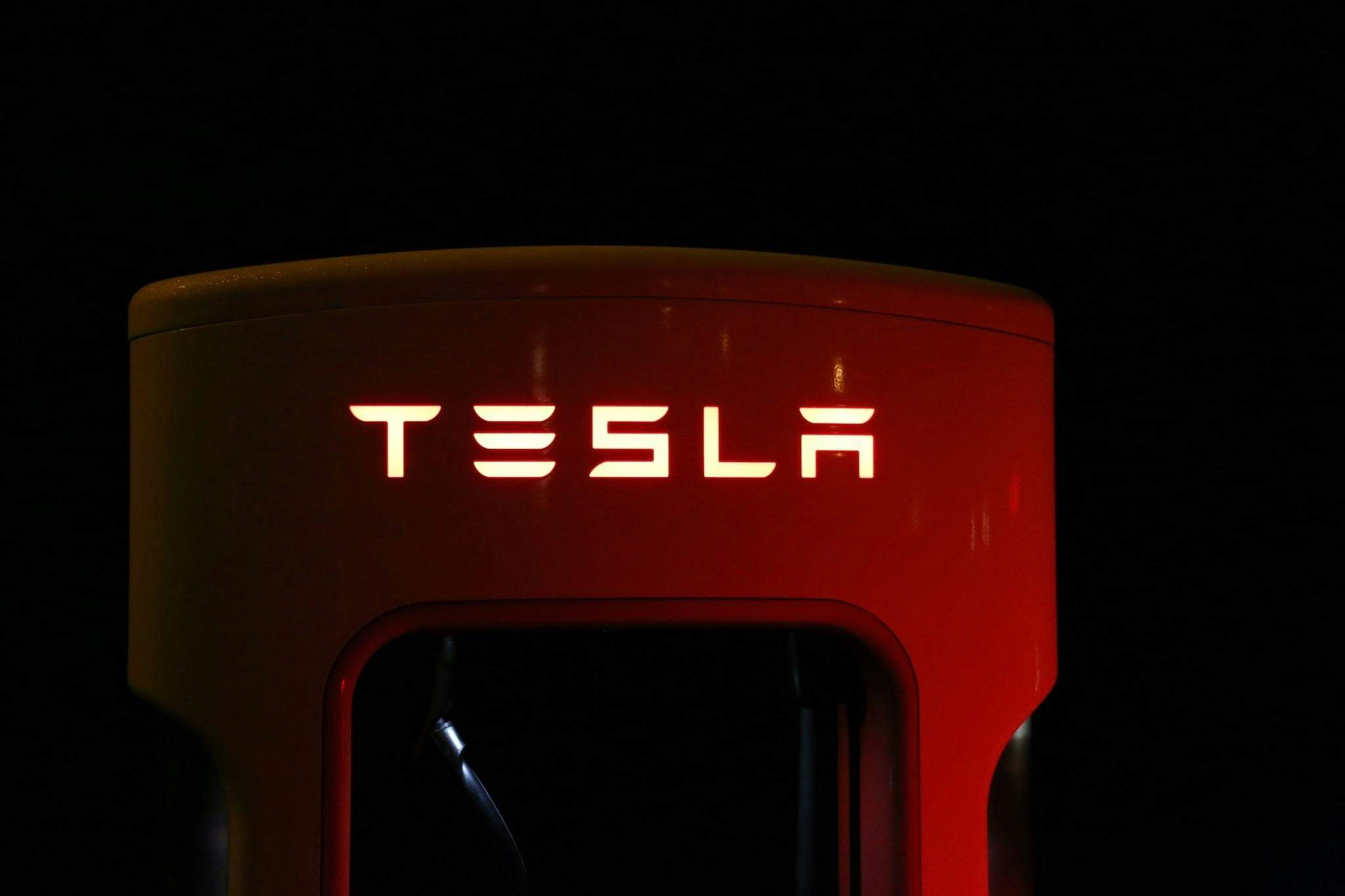 Tesla aguditza la seva caiguda a Europa: les seves vendes cauen un 52,6% a l'abril