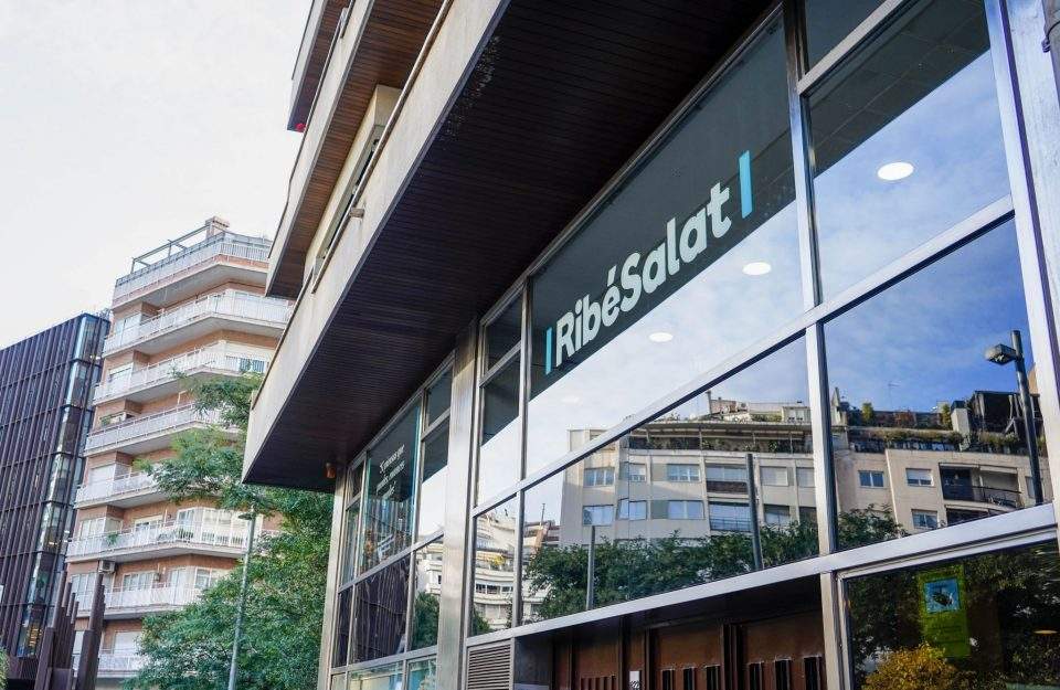 Oficina de RibéSalat a l'avinguda Diagonal de Barcelona