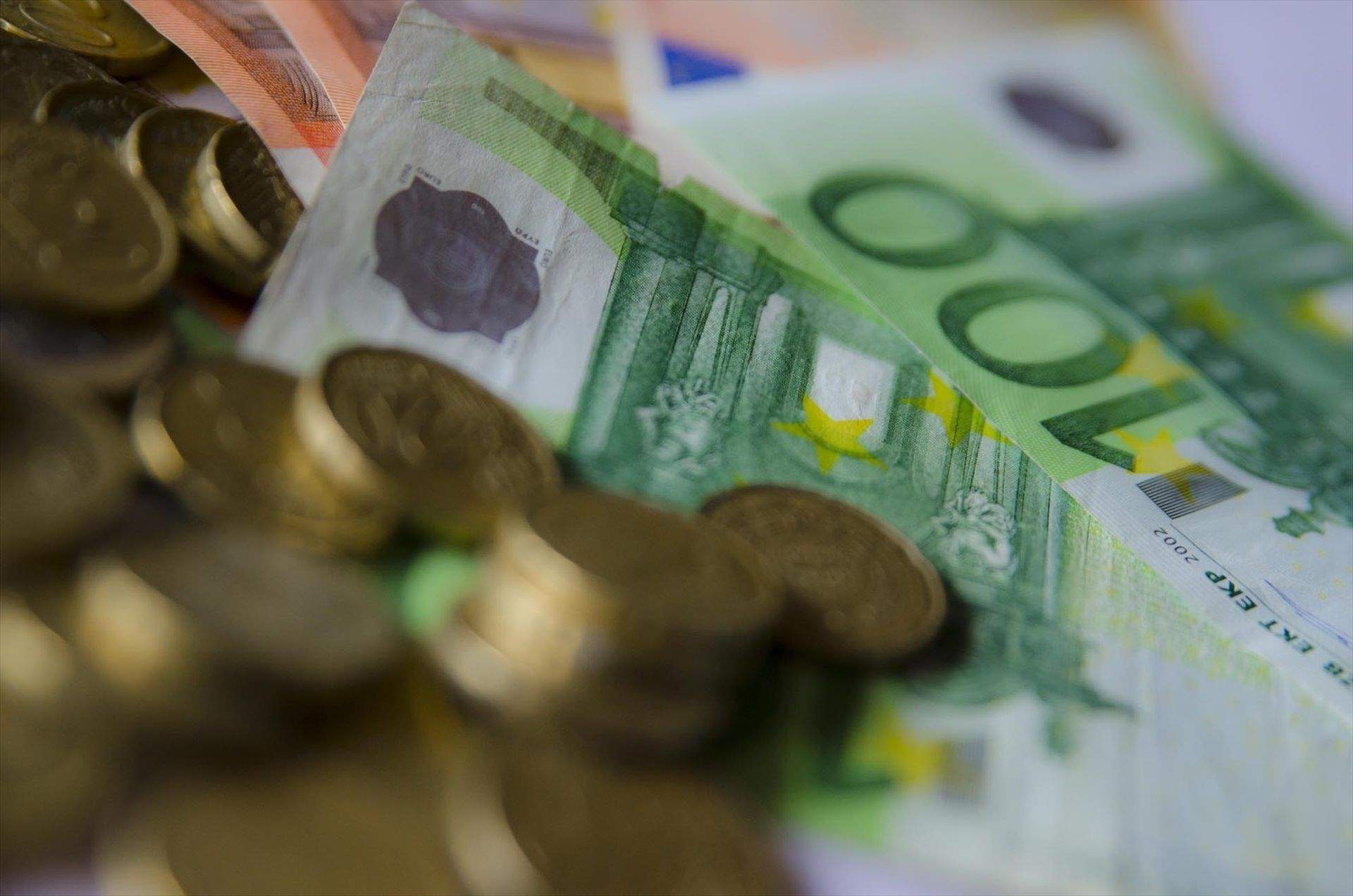 España recorta el número de millonarios, mientras crecen los ultrarricos en Europa