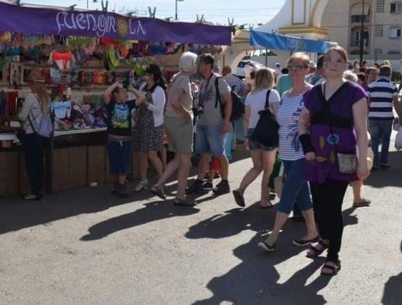 Treball vigila les feines exposades a extrema calor en hostaleria i comerç ambulant
