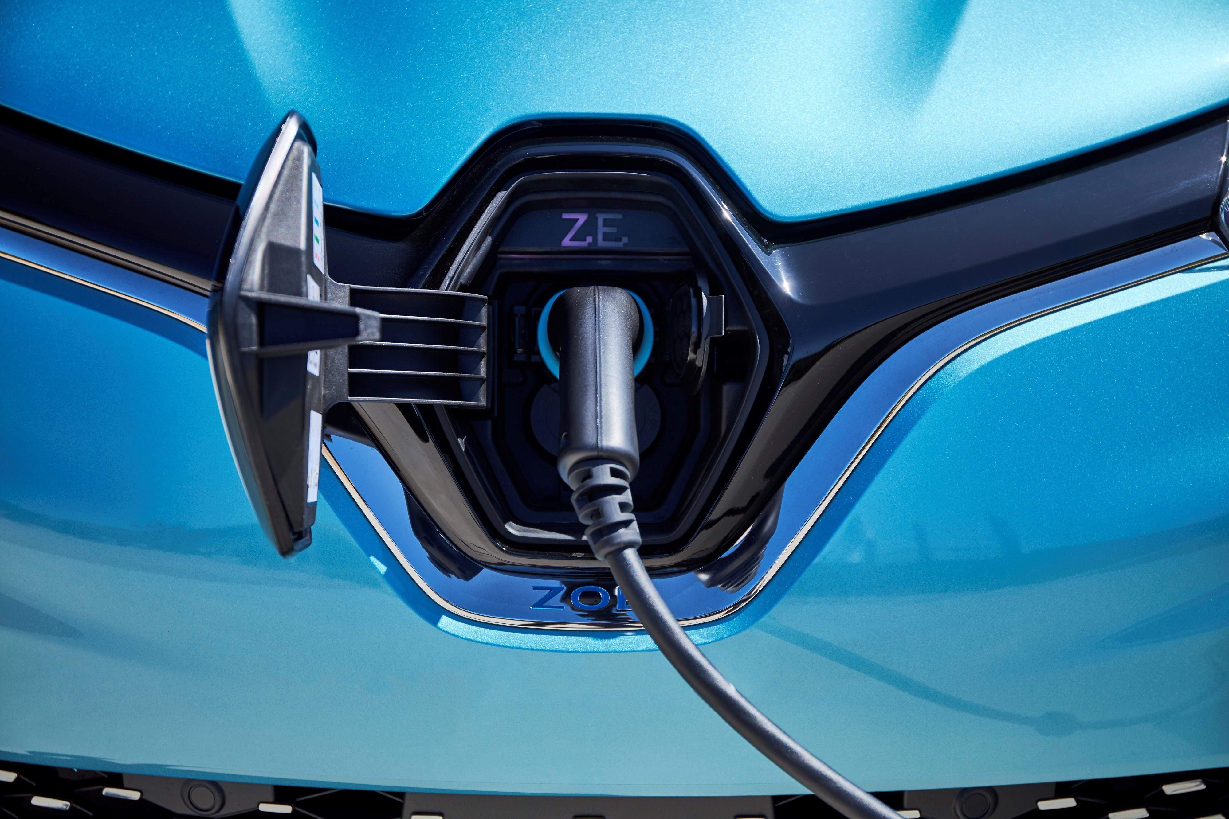 Un 32% de los conductores comprará un coche electrificado, pero con ayudas