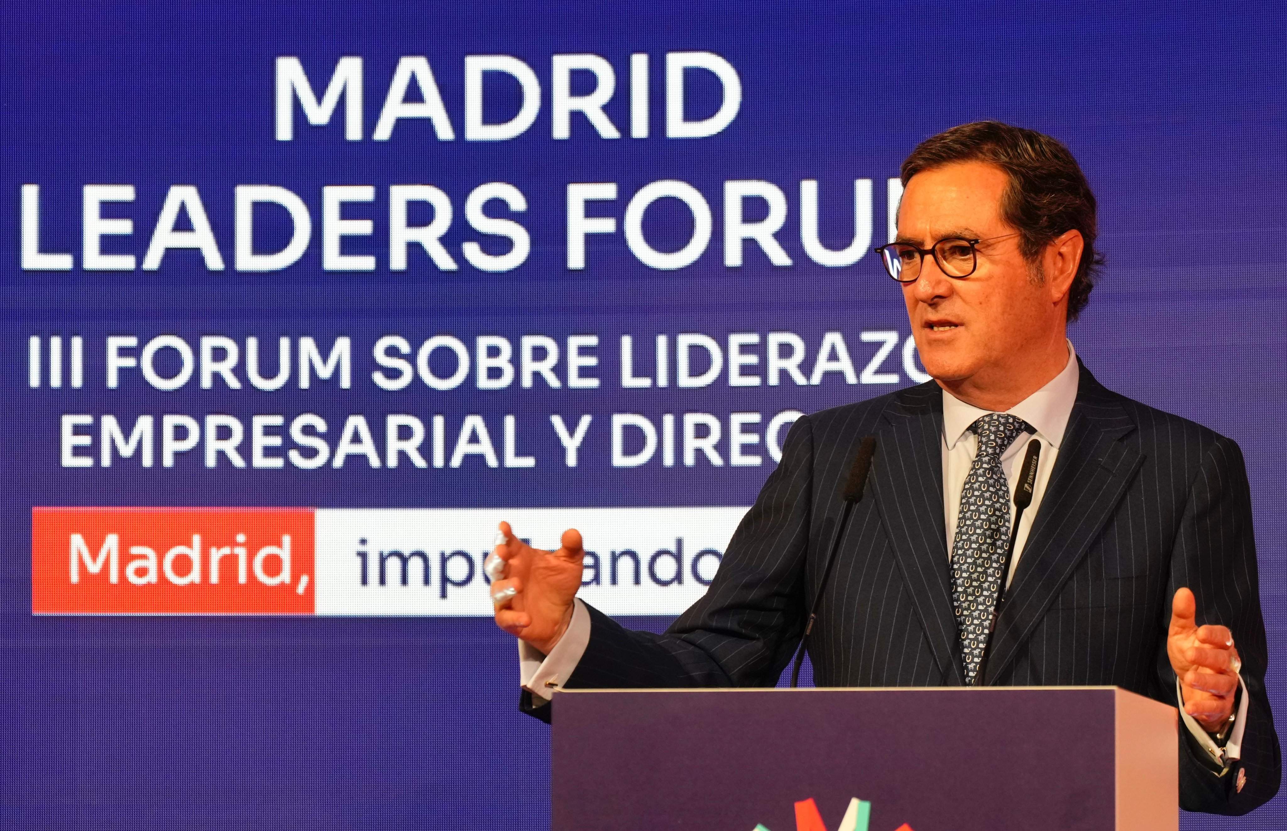 Garamendi defensa la llibertat dels accionistes per decidir en l'opa del BBVA el Sabadell