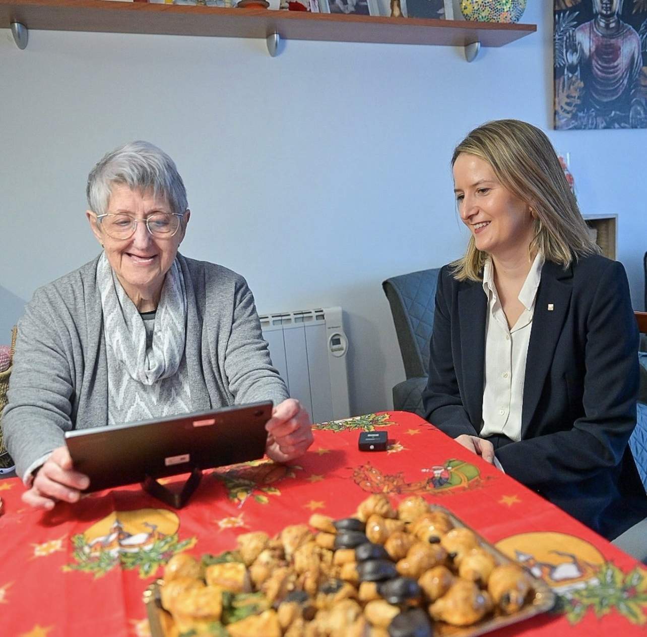 L'atenció a la gent gran amb IA a través de la catalana ATENEA conquereix Europa