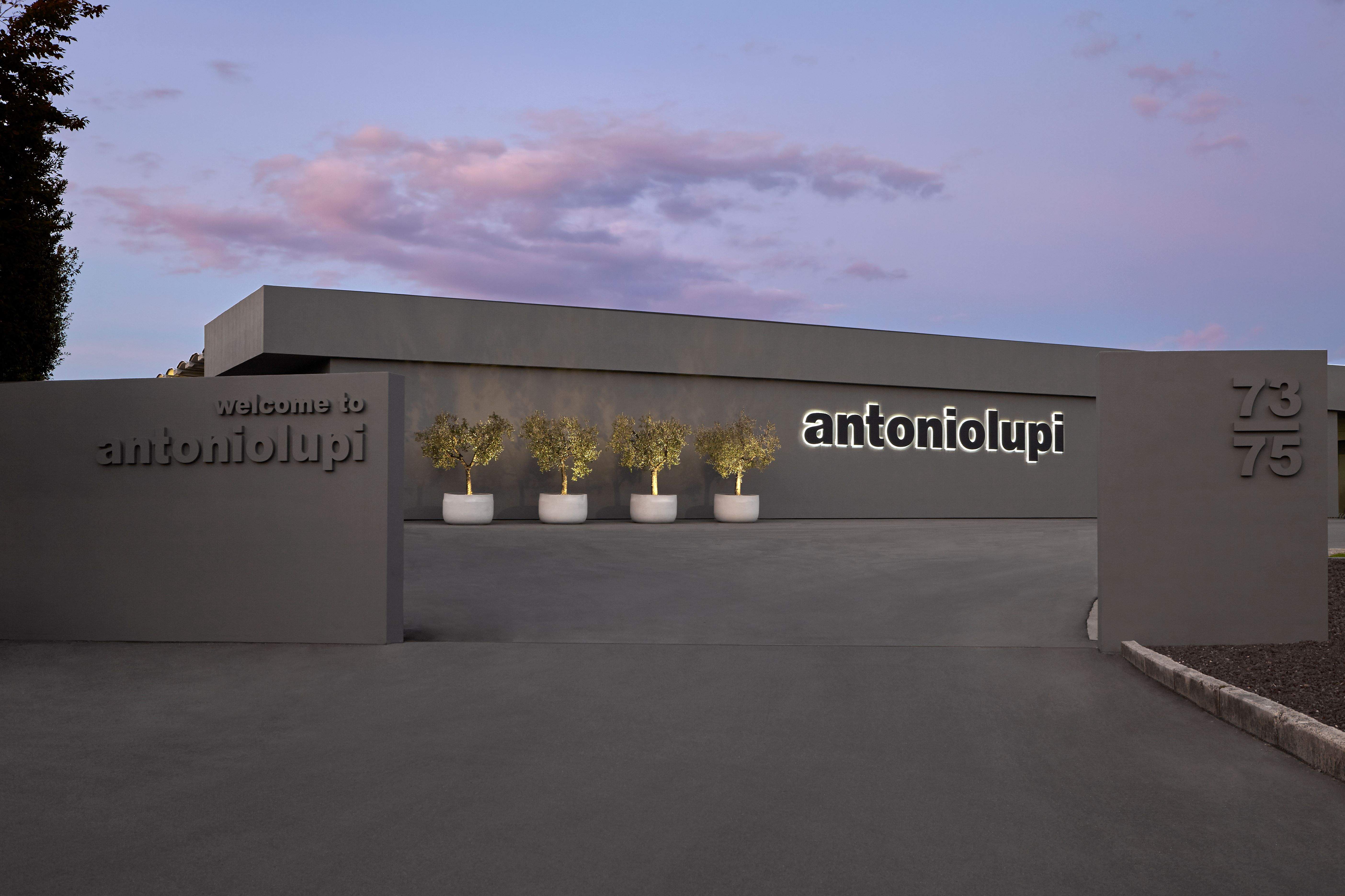 Roca Group creix en luxe amb la compra d'Antonio Lupi Design Roca Group creix en luxe amb la compra d'Antonio Lupi Design