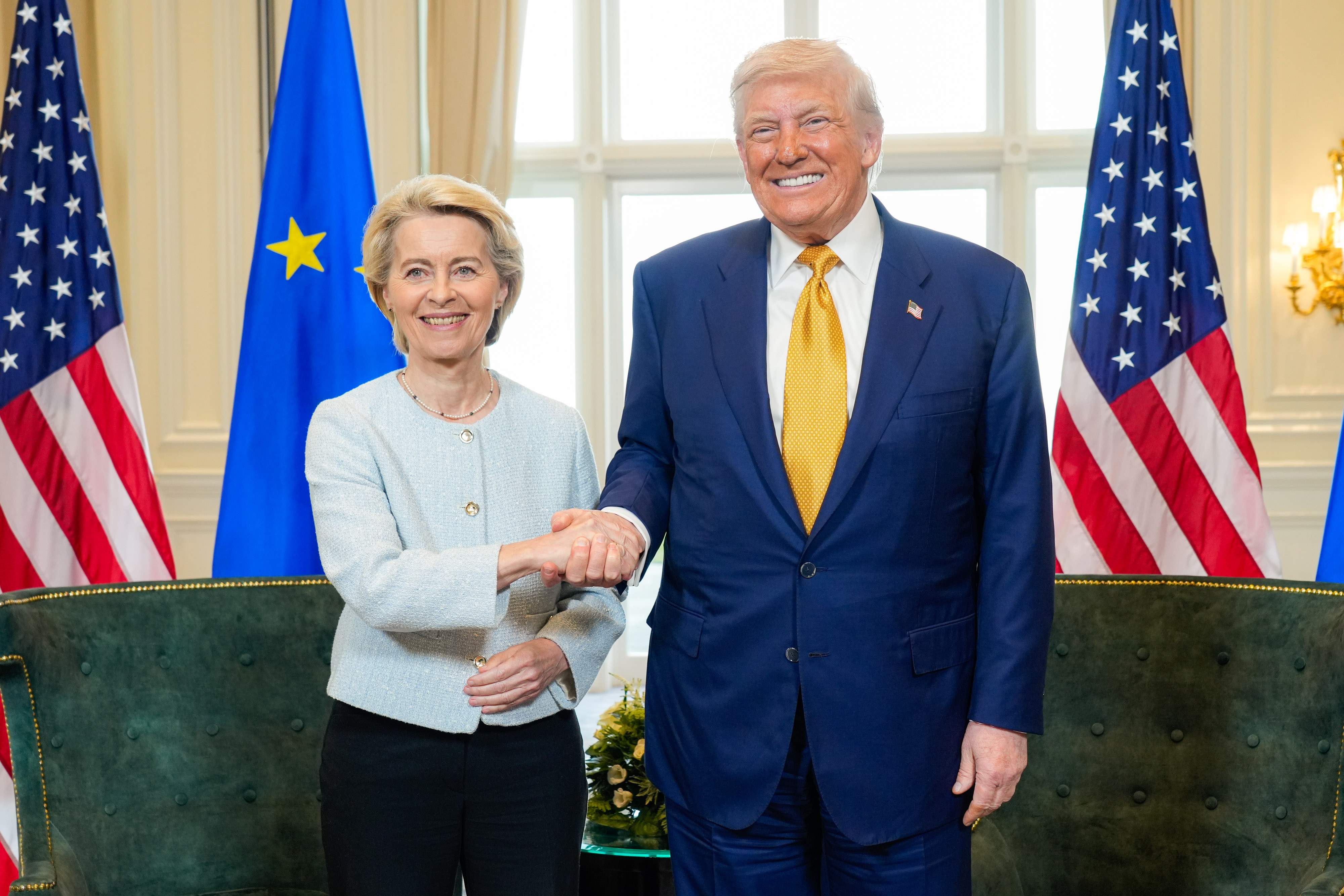La UE ratifica el acuerdo con Estados Unidos y suprimirá aranceles a la mayoría de bienes industriales