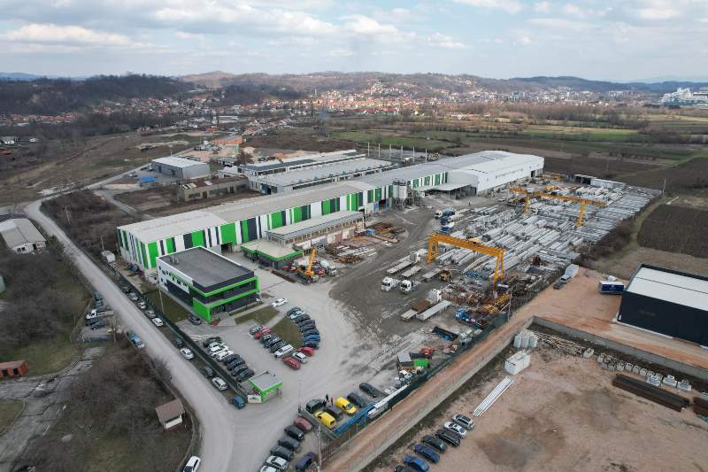 Molins s'uneix a la cimentera grega Titan per comprar el 80% de Baupartner