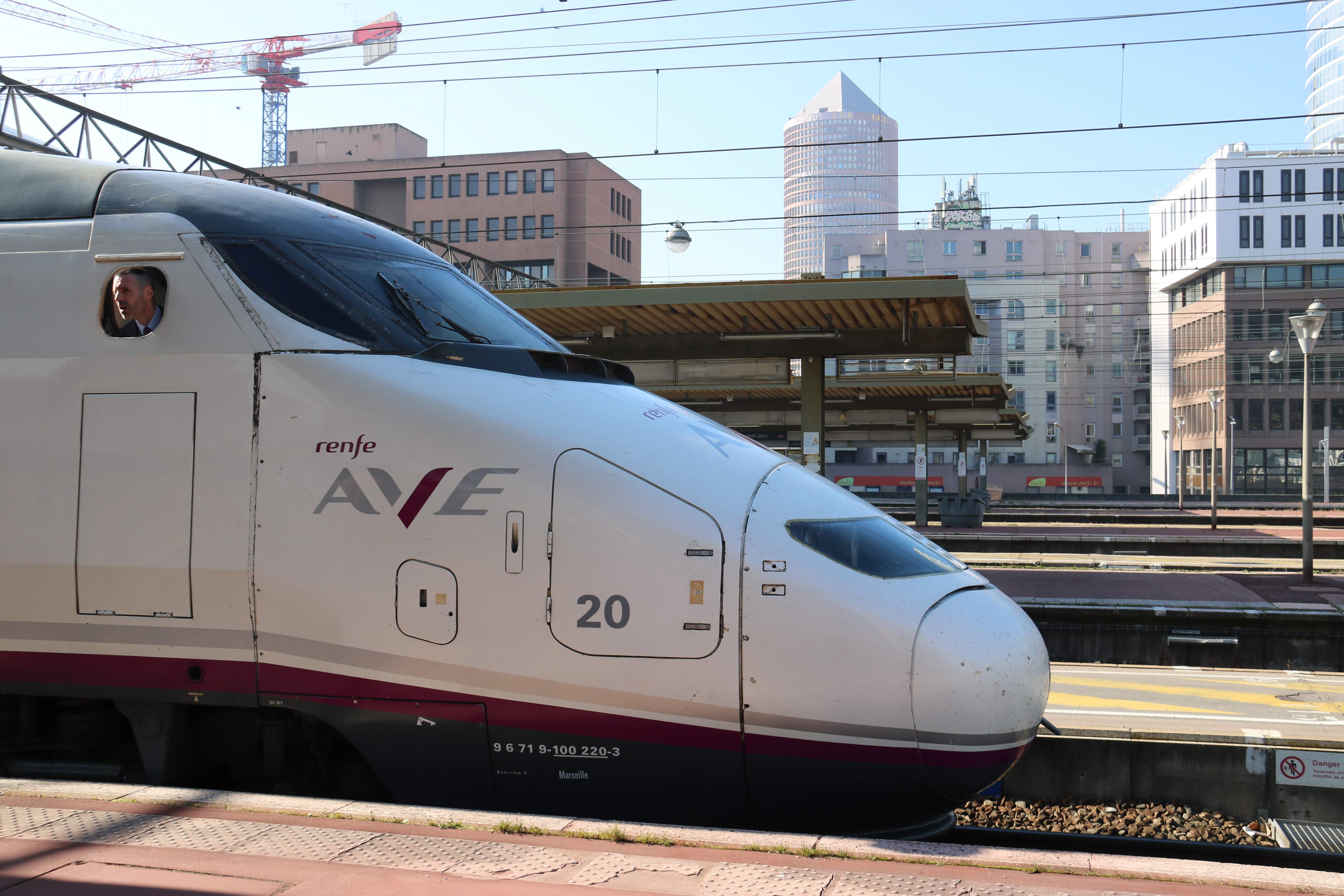 Imatge d'un tren d'alta velocitat