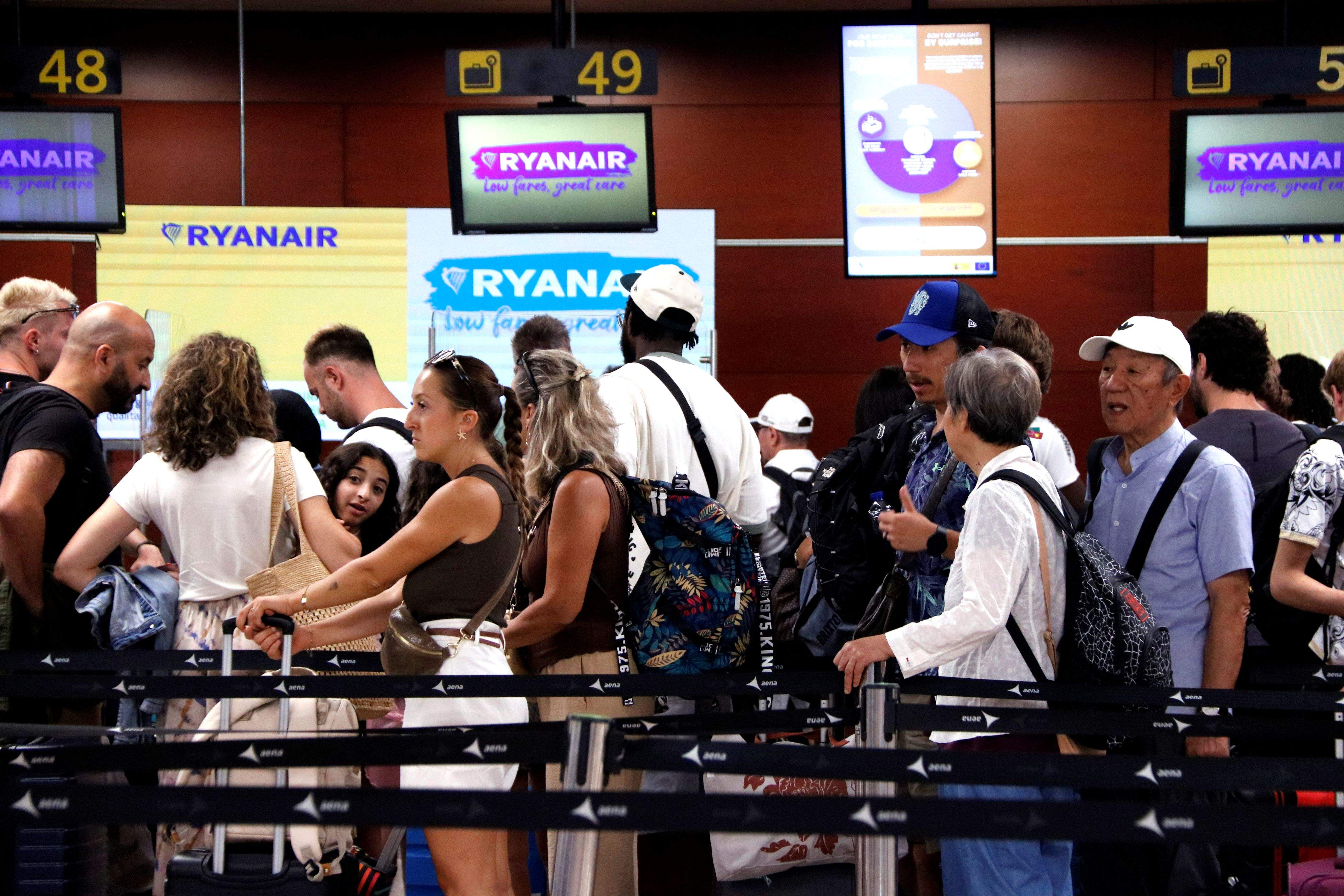 passatgers ryanair aeroport acn