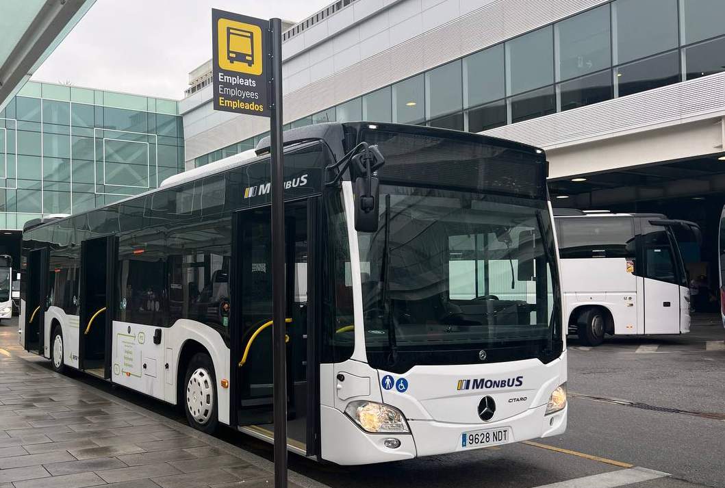 Monbus gestionarà el servei de trasllat de viatgers i empleats entre la T1 i la T2 del Prat