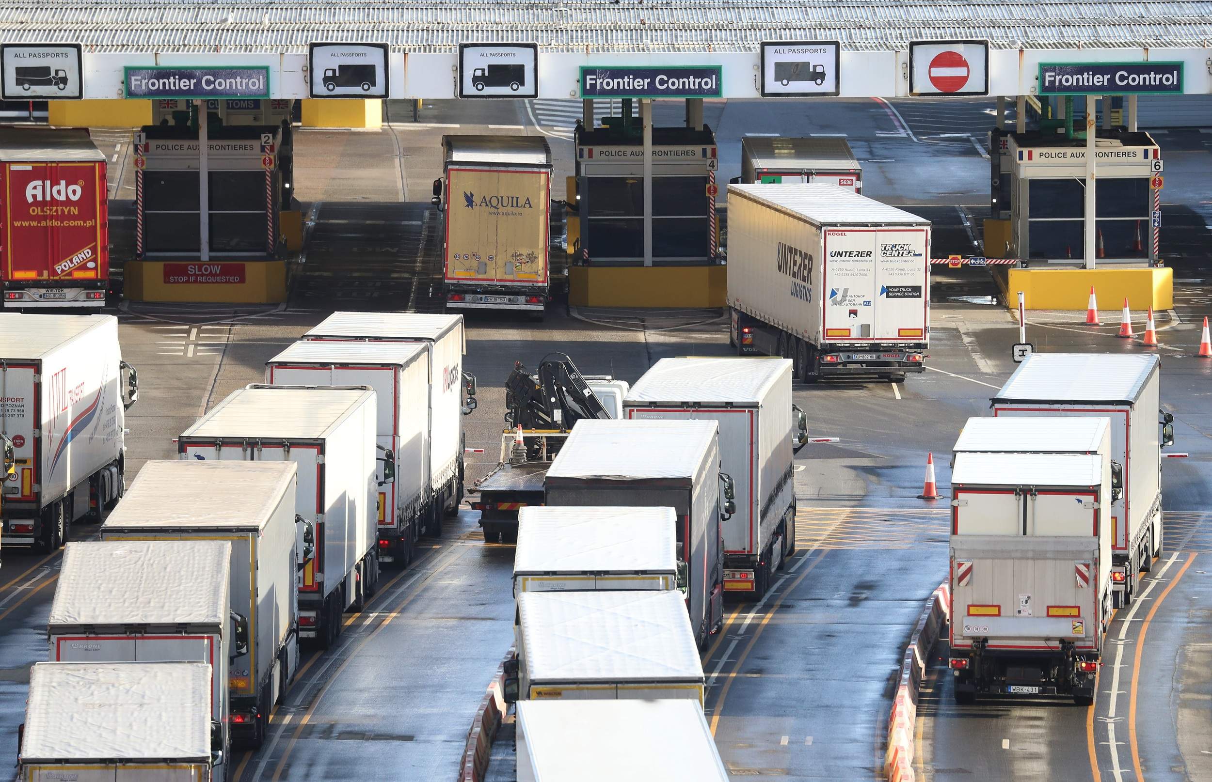 La UE només controla un de cada 12.000 productes que entren per les seves duanes