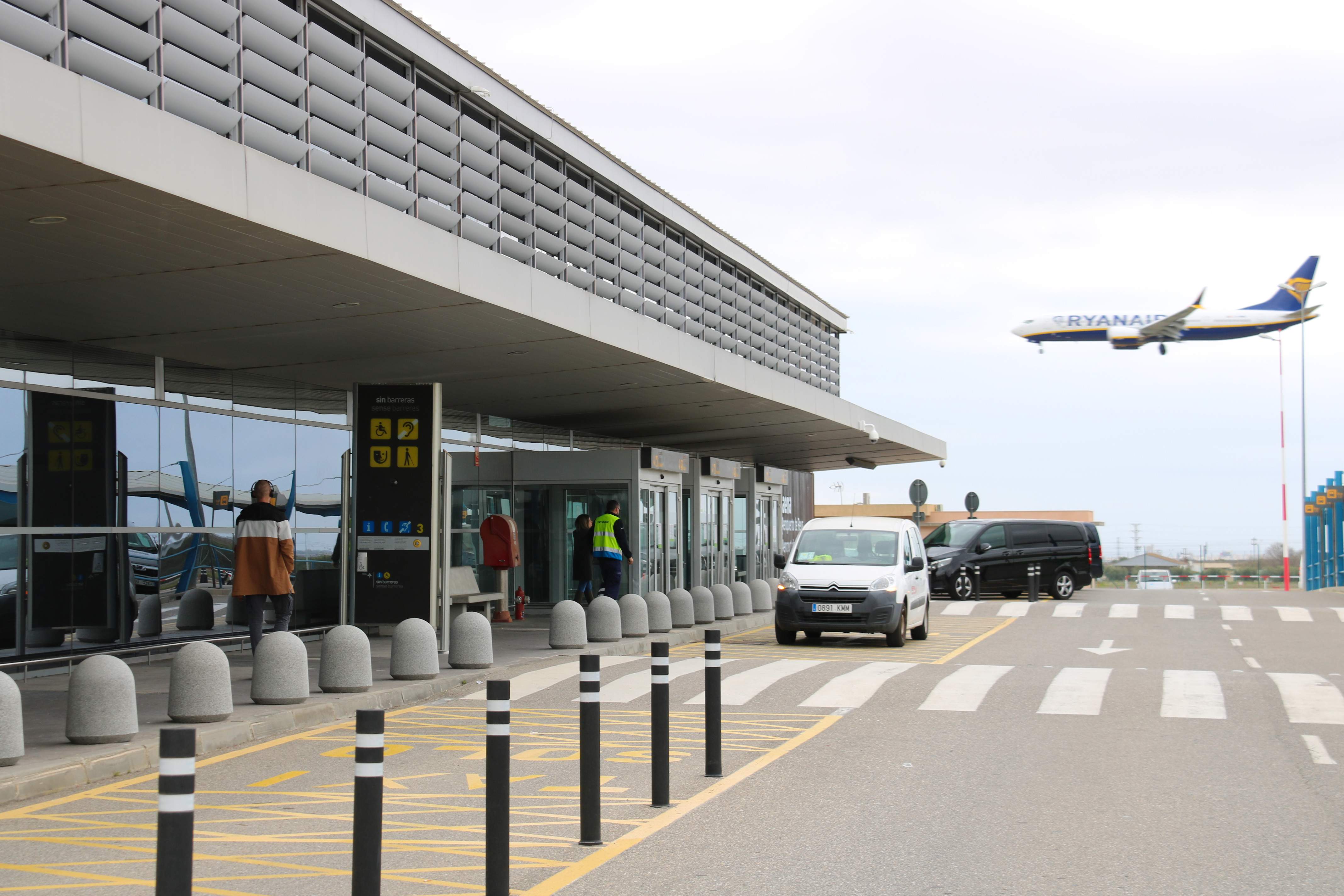 Comsa instal·larà punts de recàrrega a Reus i vuit aeroports d'Aena