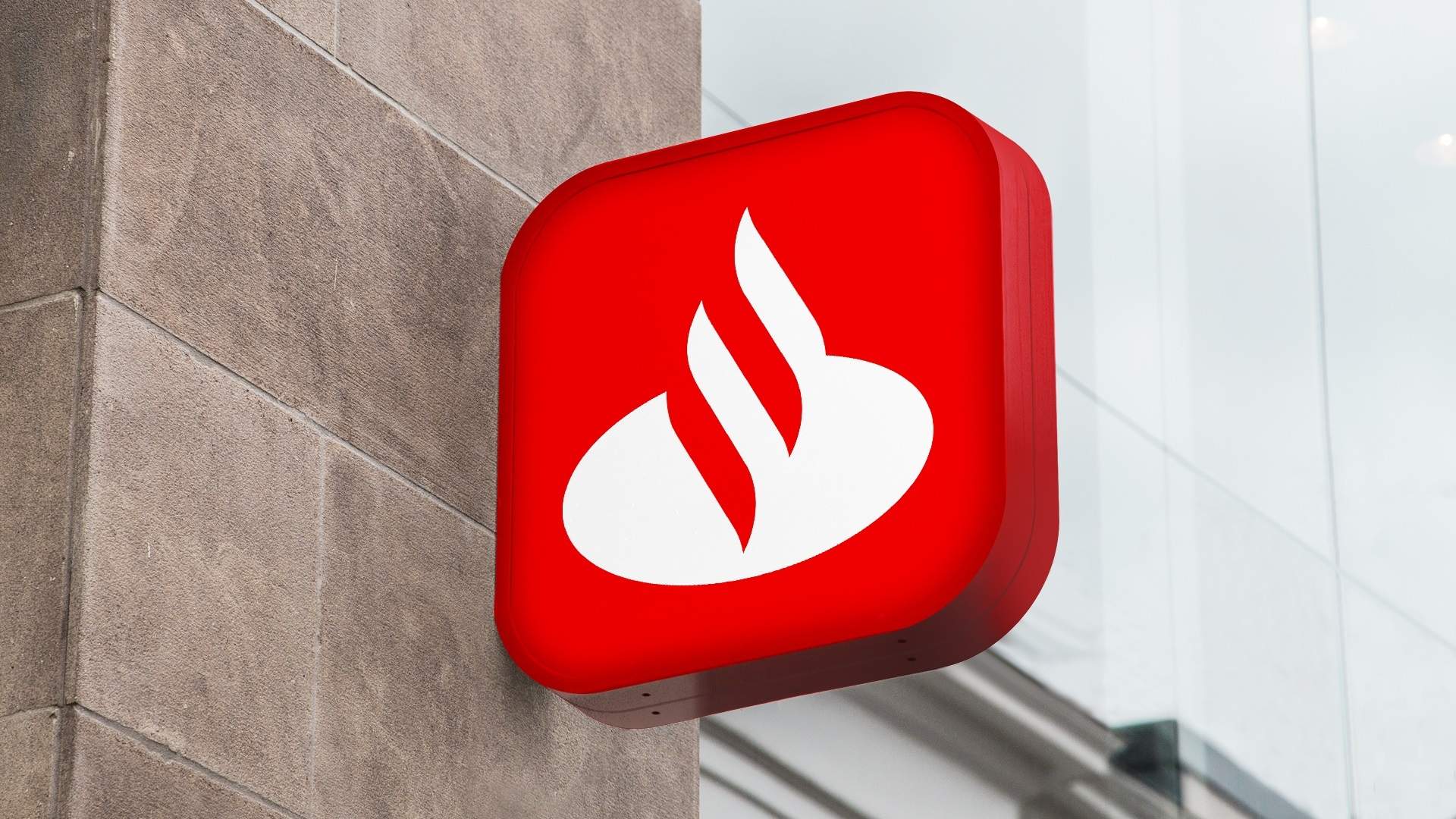 La financiera del Santander recorta el beneficio un 27% por la caída de las comisiones