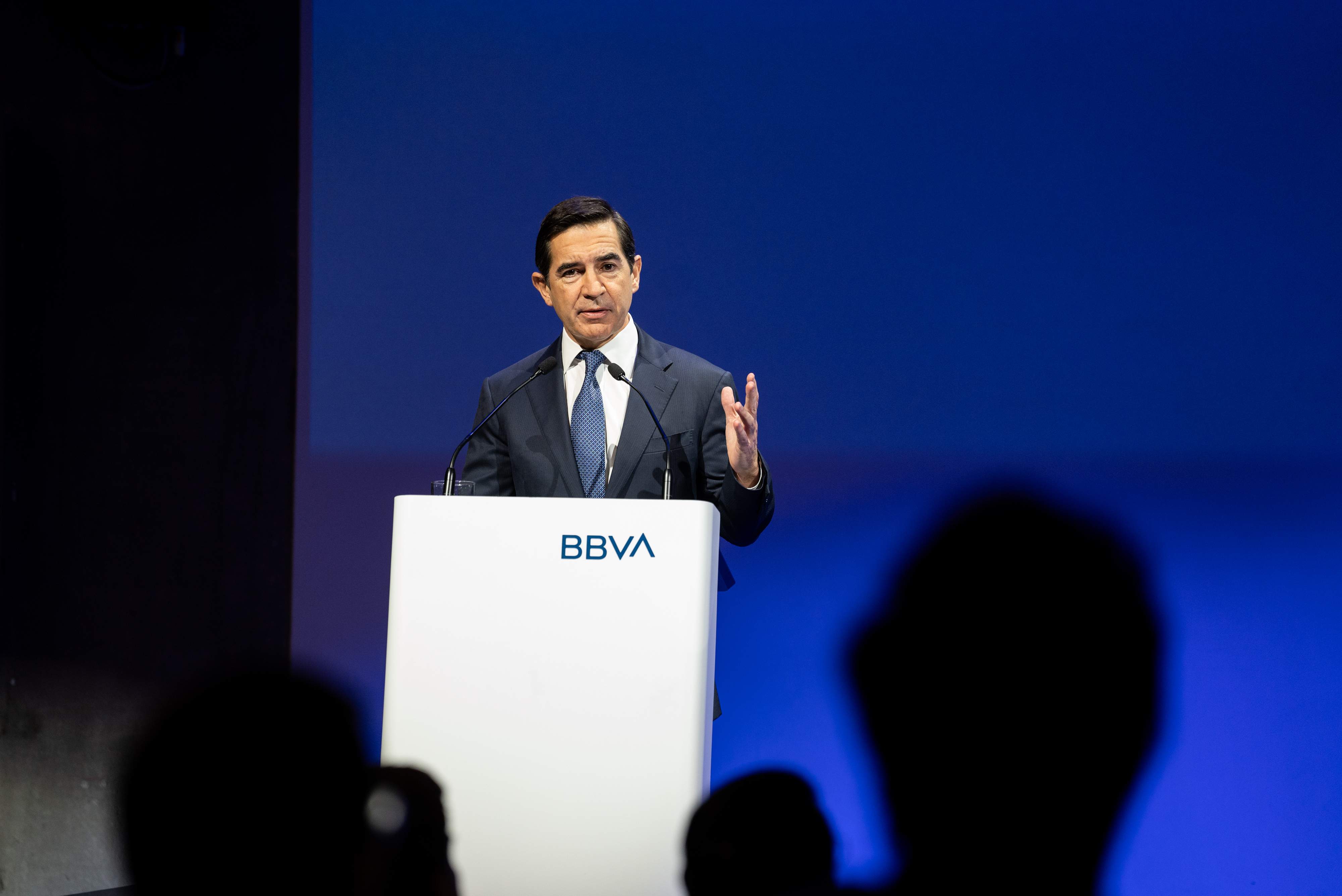 El BBVA té fins al 24 de setembre per millorar l'opa sobre el Sabadell