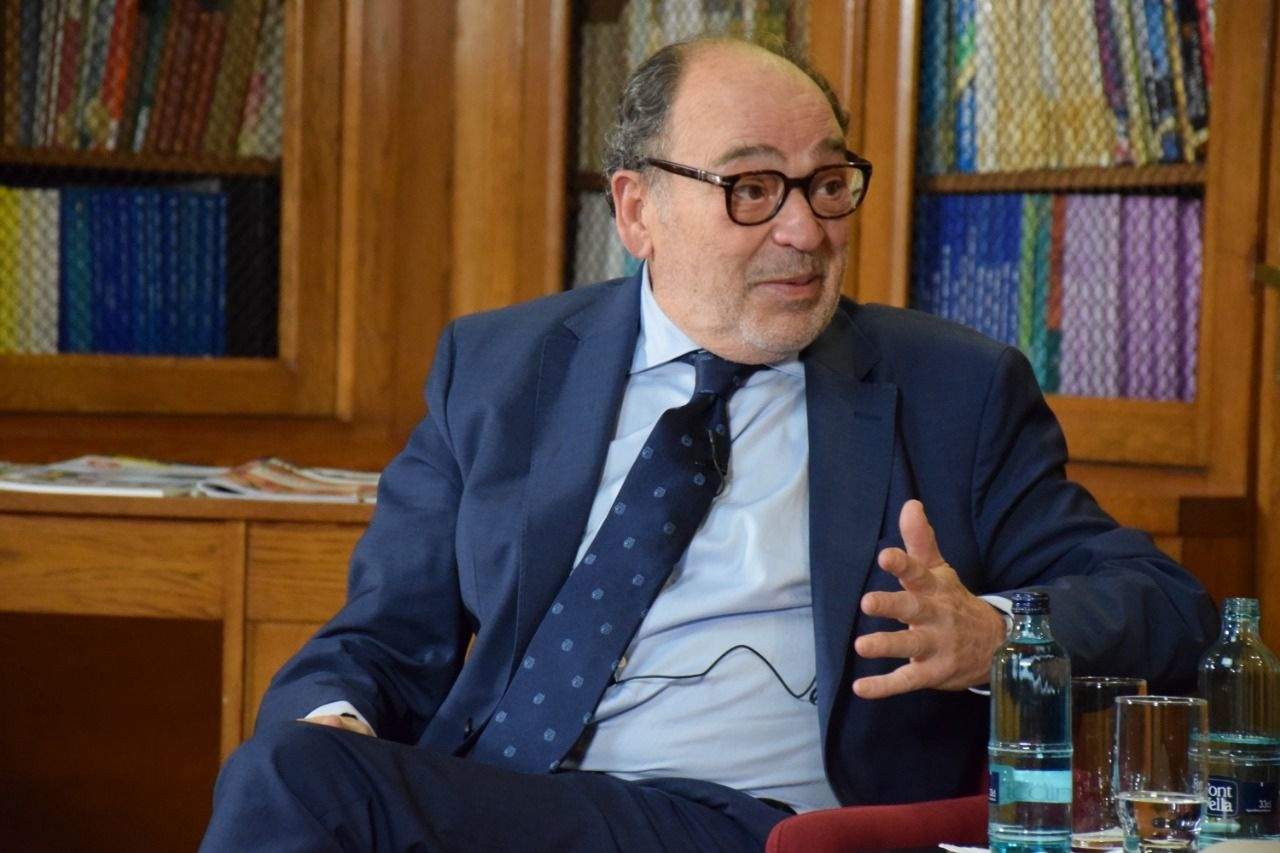 Los accionistas minoritarios del Sabadell acusan al BBVA de "manipular el mercado"