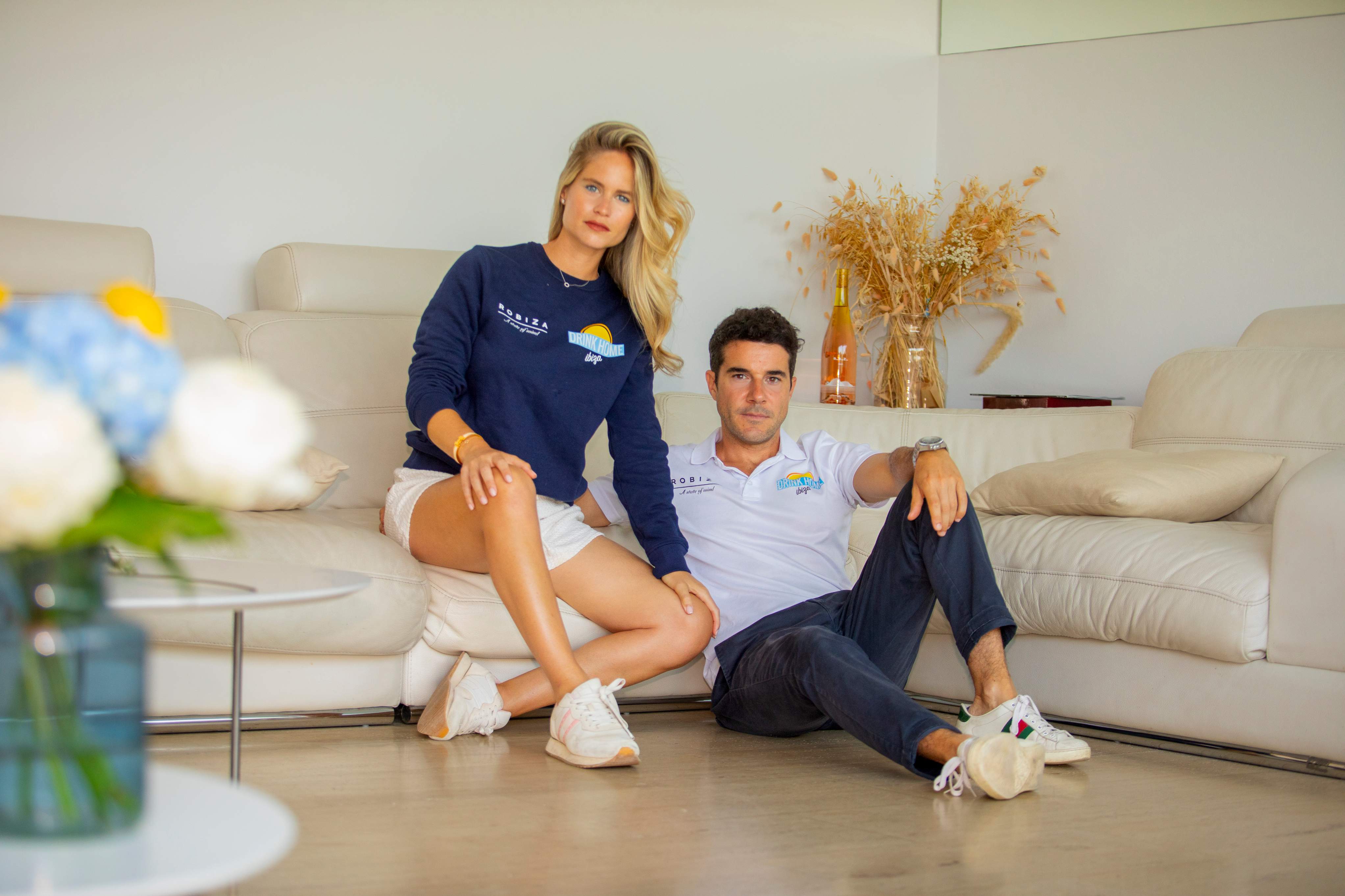 El delivery més luxós està a Eivissa: aquesta és l’empresa que serveix begudes a Paris Hilton i Mick Jagger