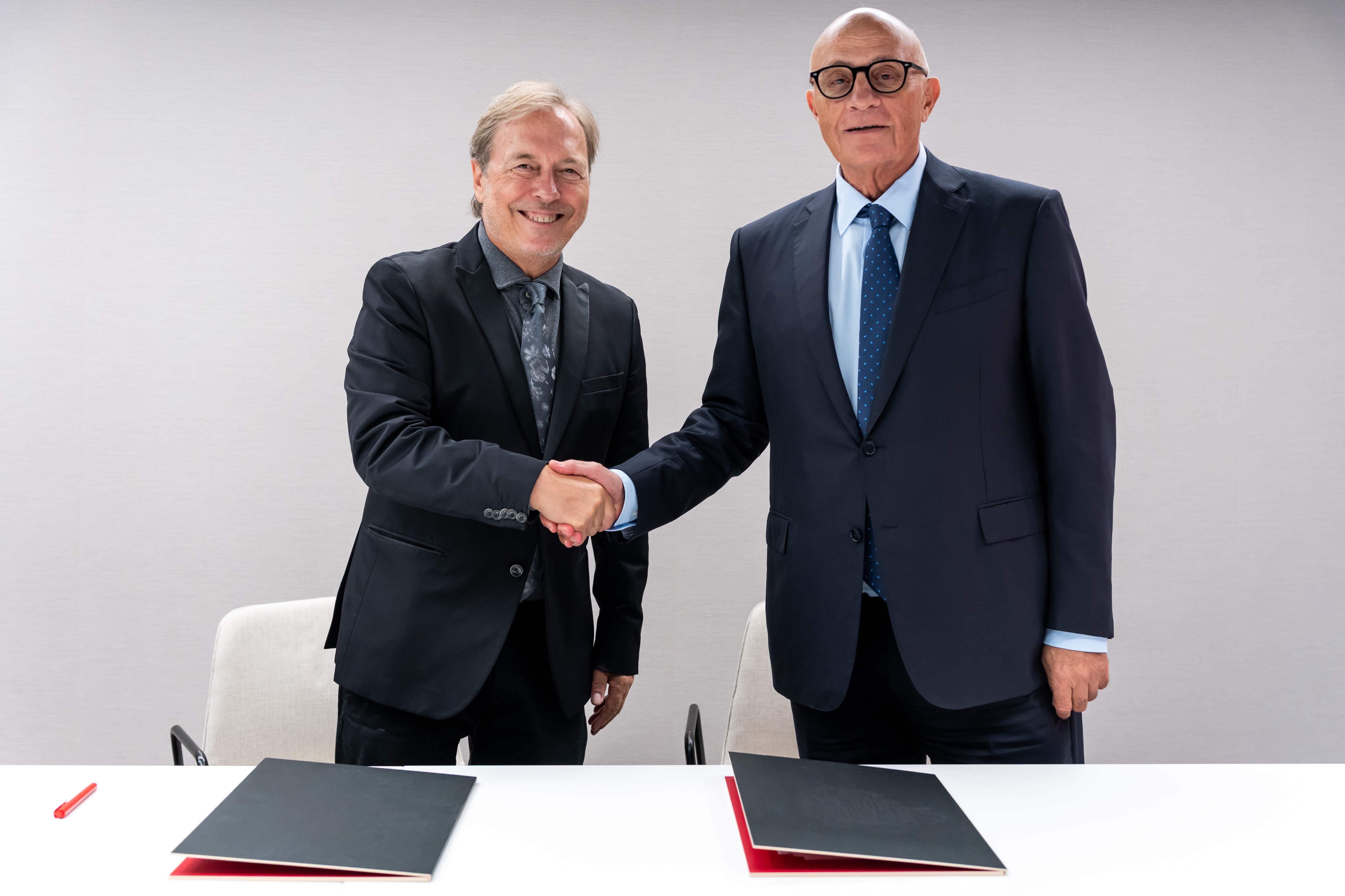 La Cambra incorpora Banc Sabadell com a soci institucional en plena opa