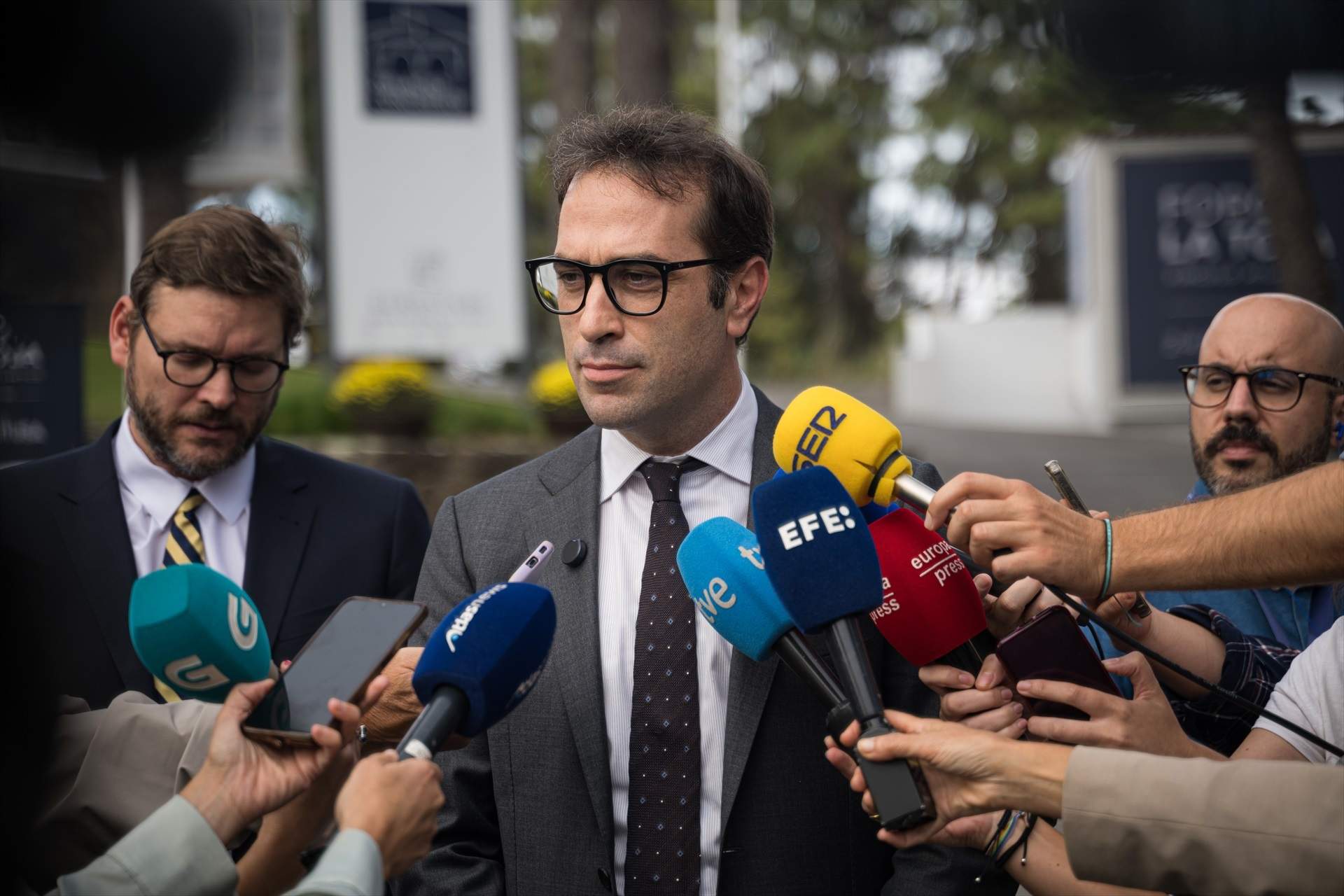 Cuerpo recalca que la CNMV debe velar por las condiciones legales en torno a la opa