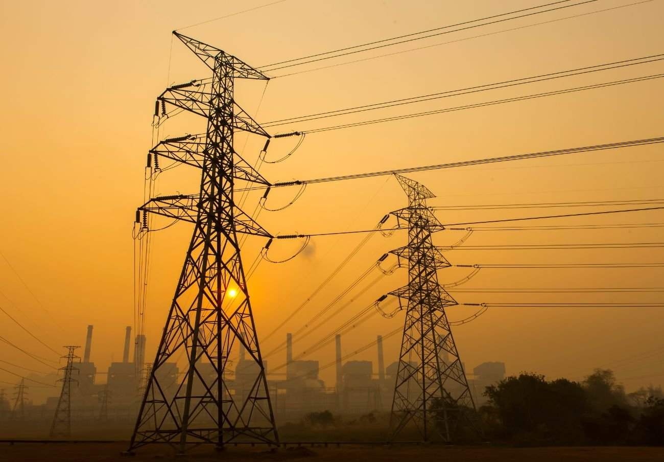 La luz es hoy un 15% más cara que hace un año